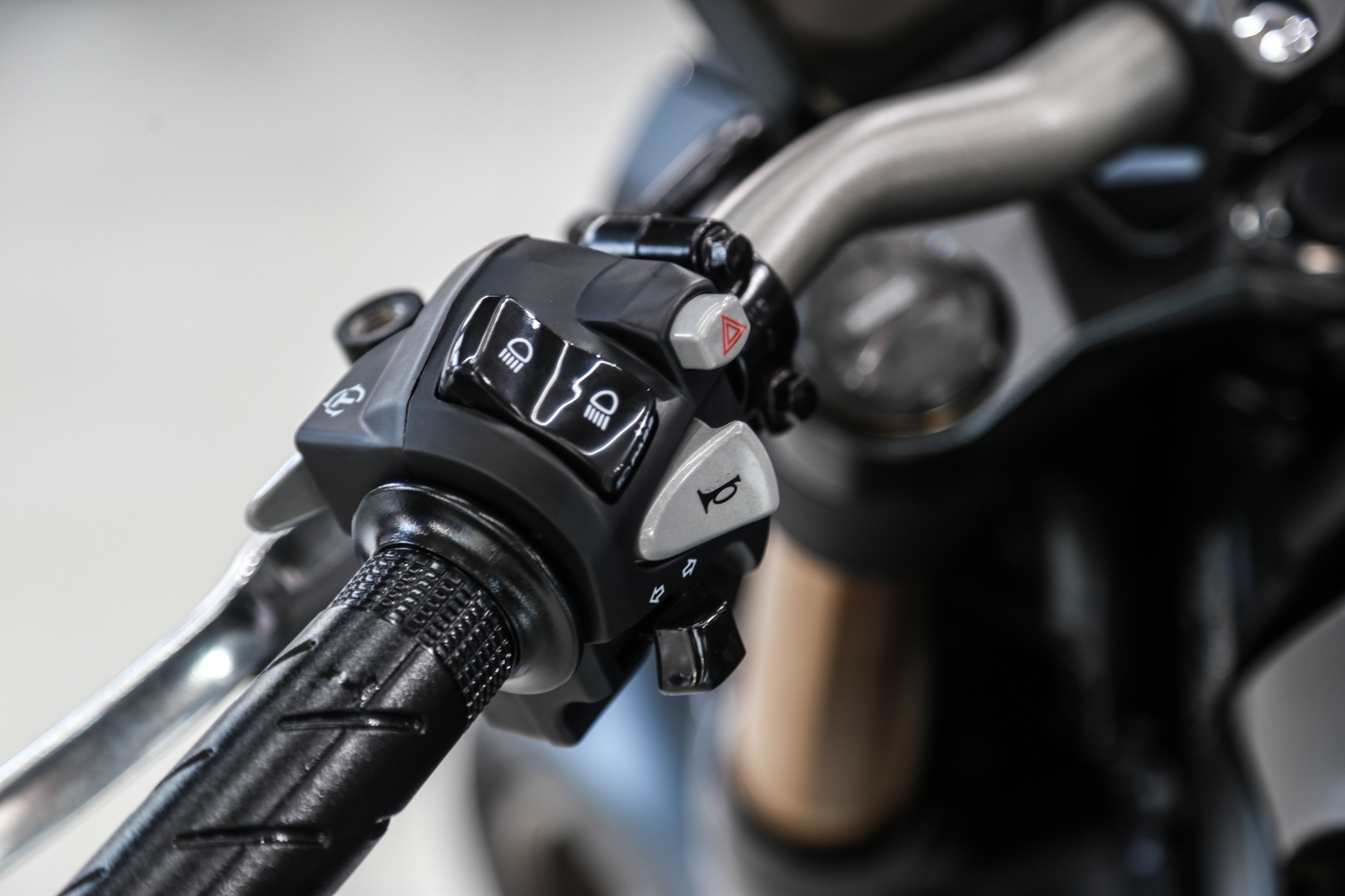 Honda CB650R ban sach khi cap ben dai ly anh 5