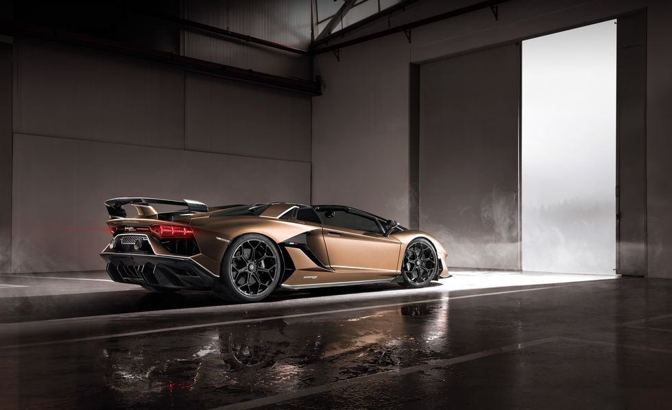 Lamborghini Aventador SVJ Roadster ra mắt ảnh 8 Lamborghini Aventador SVJ Roadster ra mat anh 8