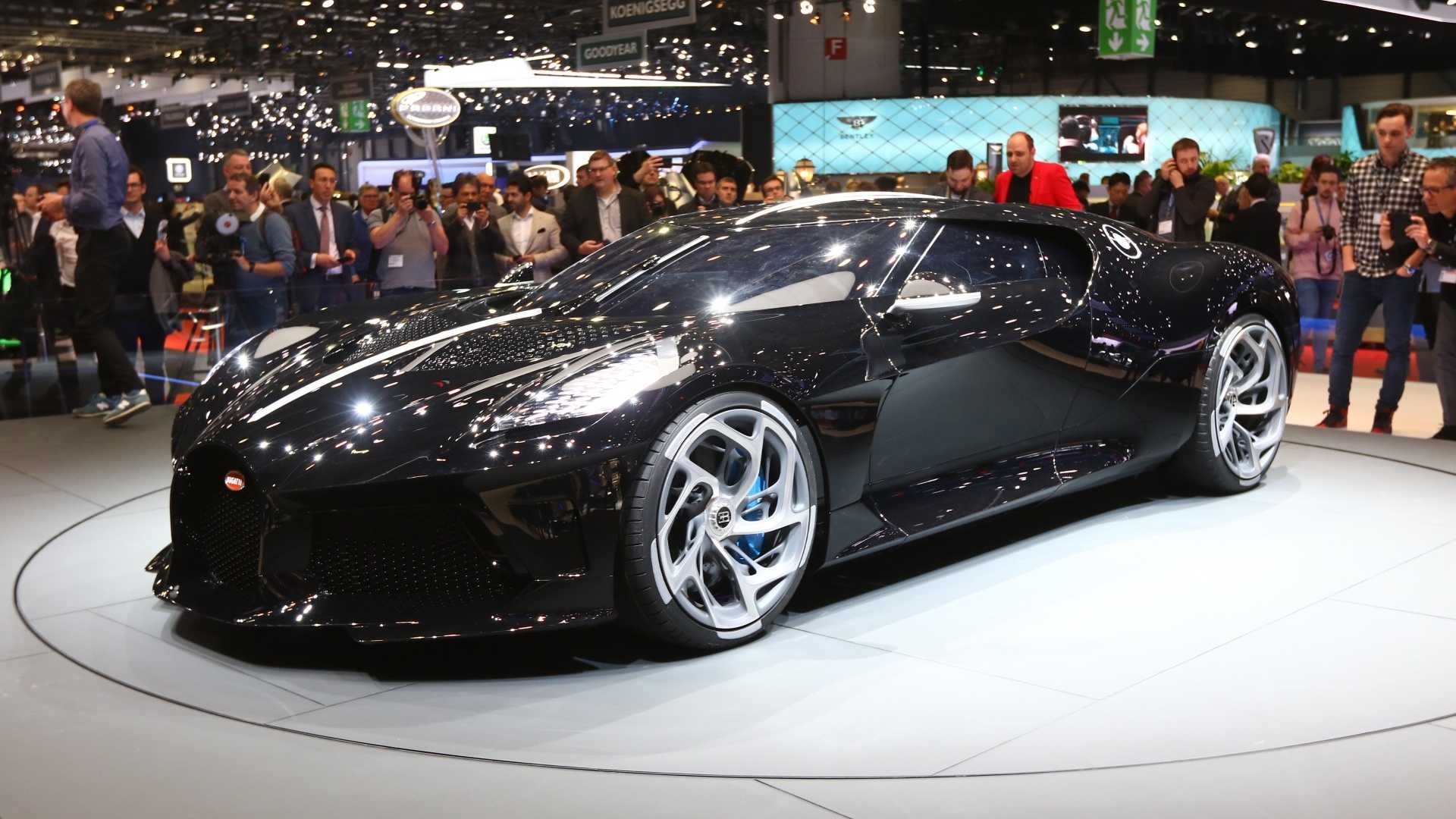 Sieu xe Bugatti La Voiture Noir gia 12,5 trieu USD doc nhat vo nhi hinh anh