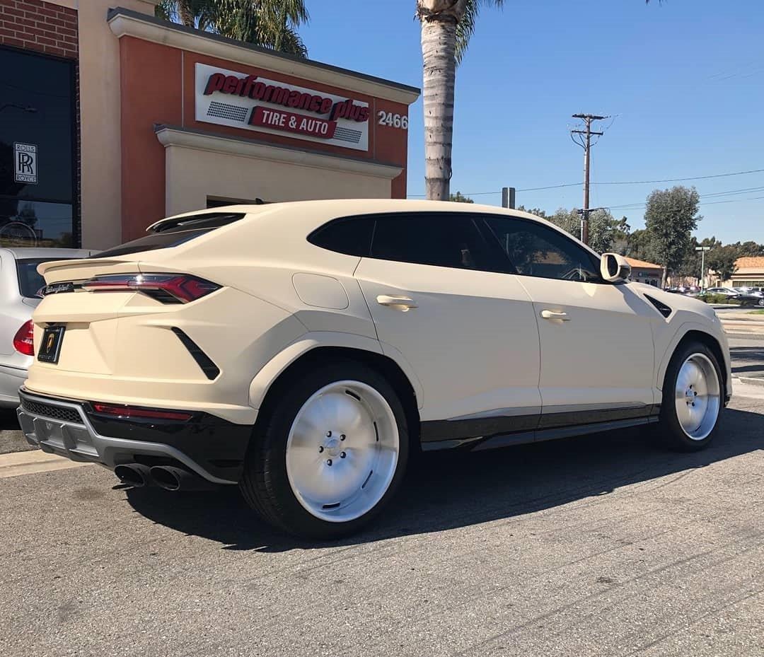 Lamborghini Urus độ của Rapper Mỹ ảnh 4 Lamborghini Urus do cua Rapper My anh 4