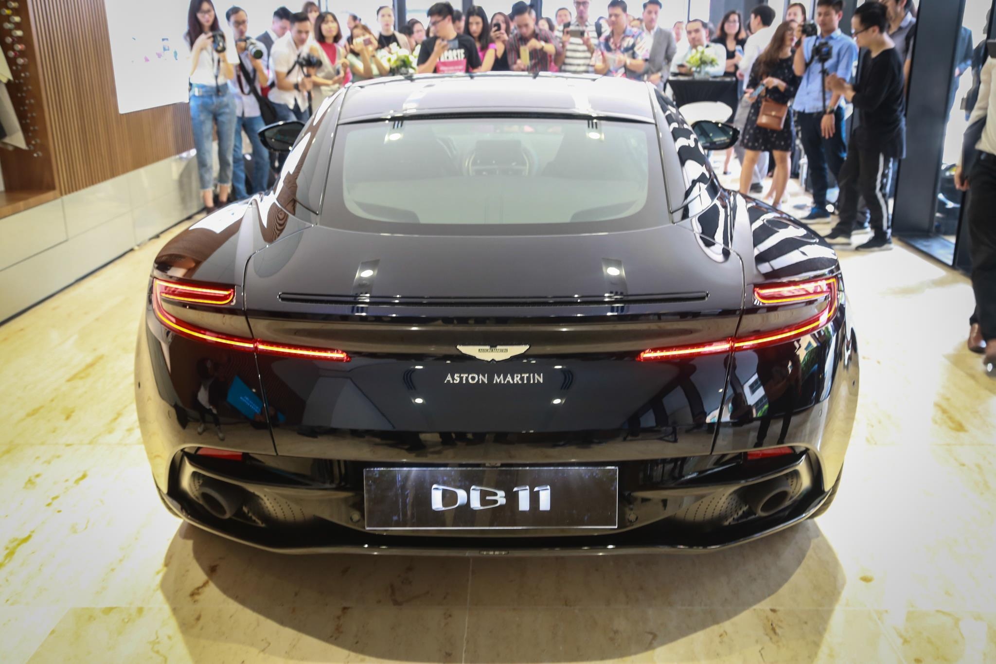Chi tiet Aston Martin DB11 tai VN anh 4