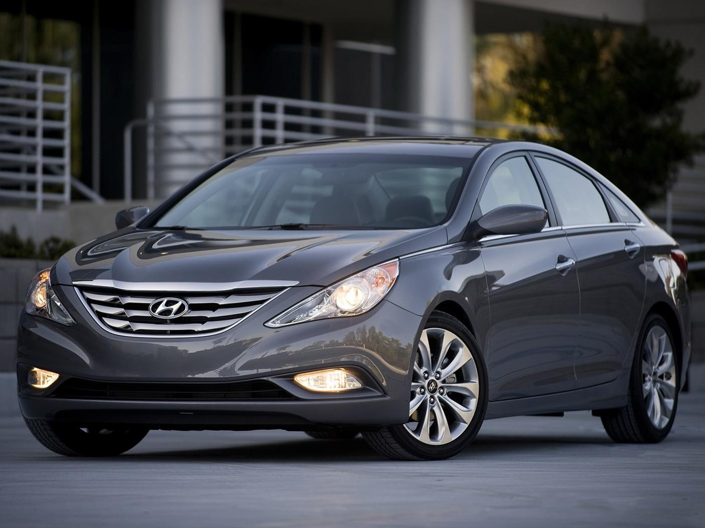 Xe su dung dong co Theta II o VN anh 5