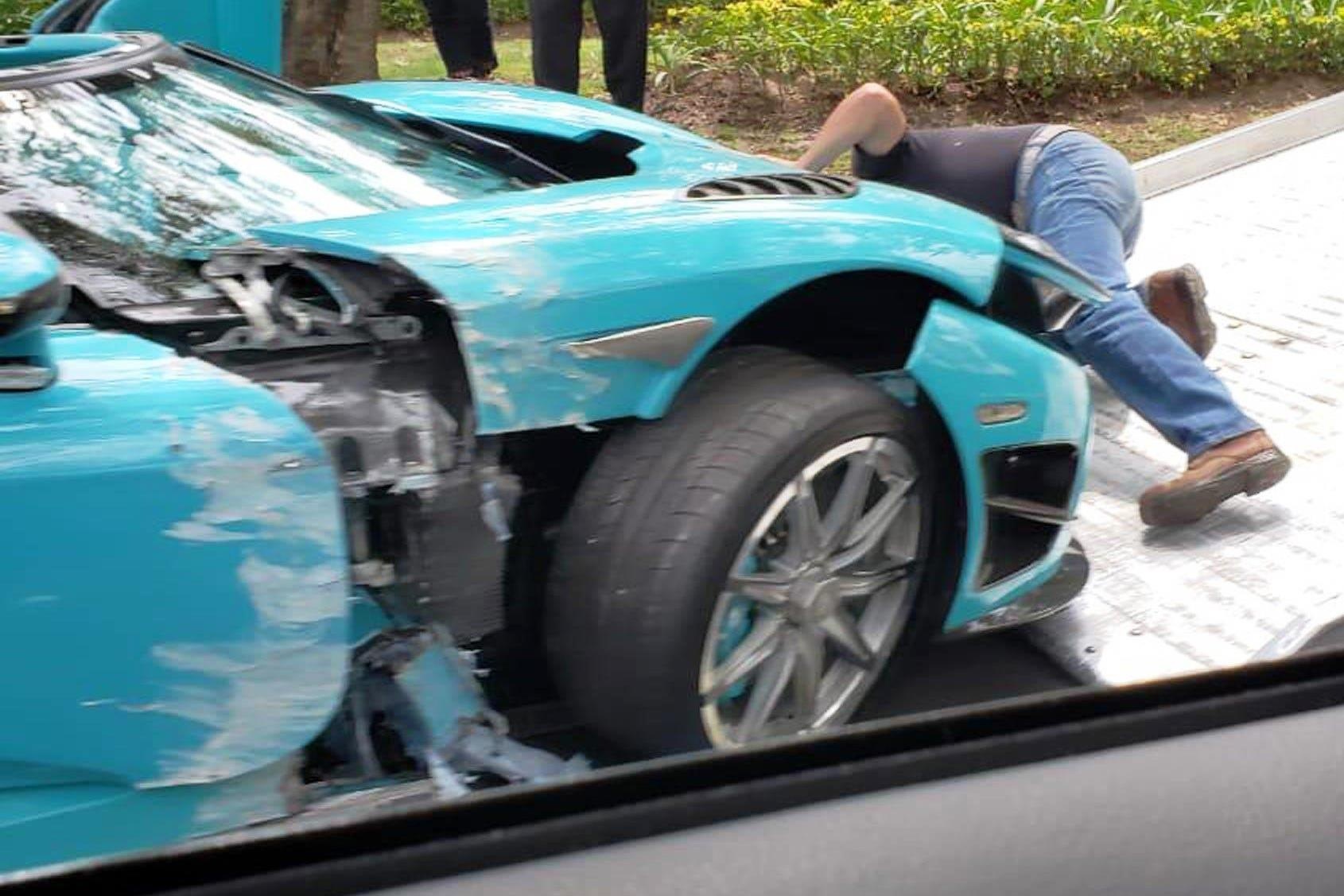 Koenigsegg CCXR doc nhat the gioi cua cuu Thu tuong Qatar gap nan hinh anh