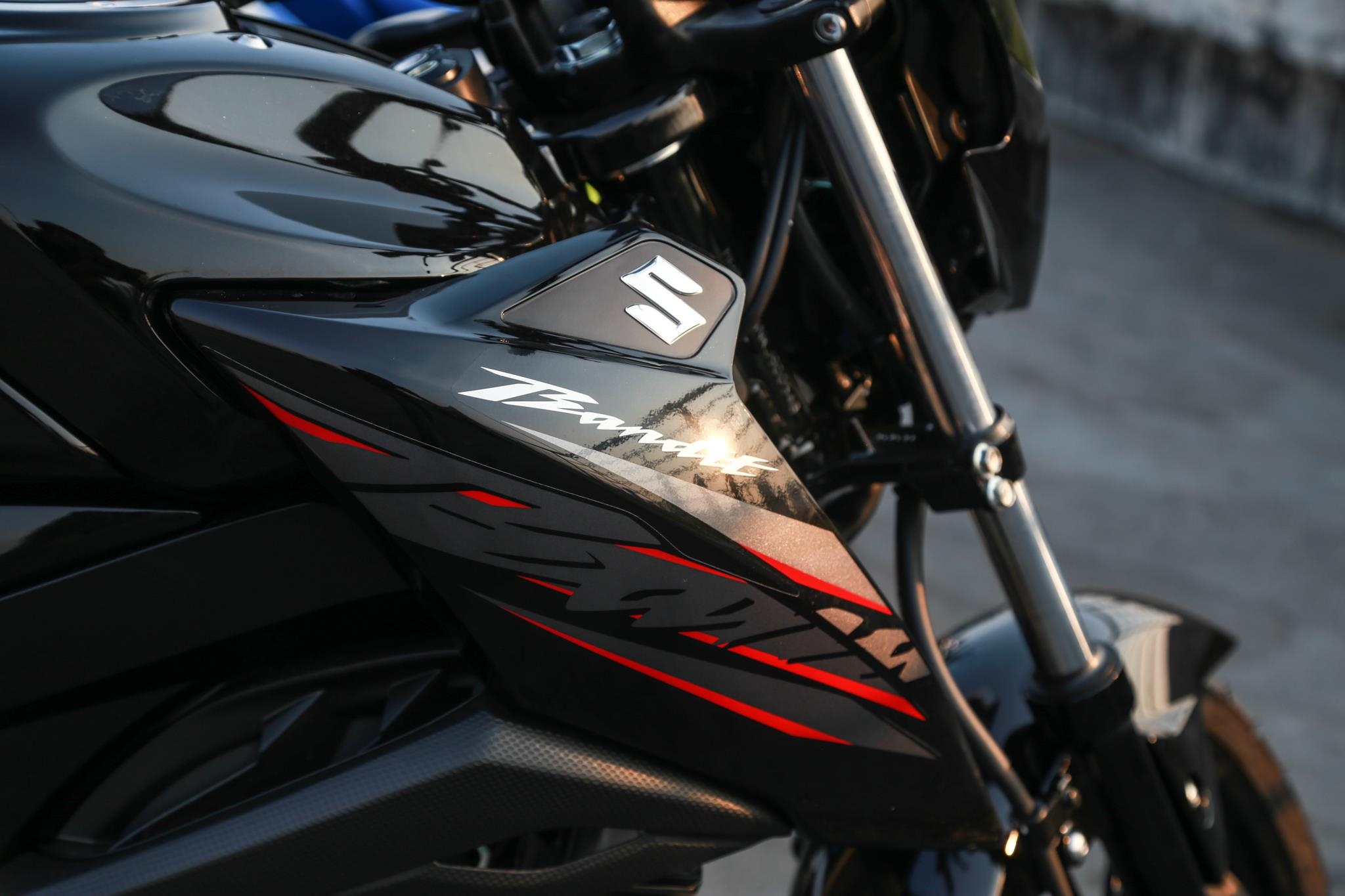 So sanh Suzuki GSX 150 Bandit va Yamaha MT-15 anh 5