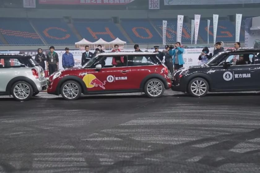 Ky luc the gioi ve oto anh 2