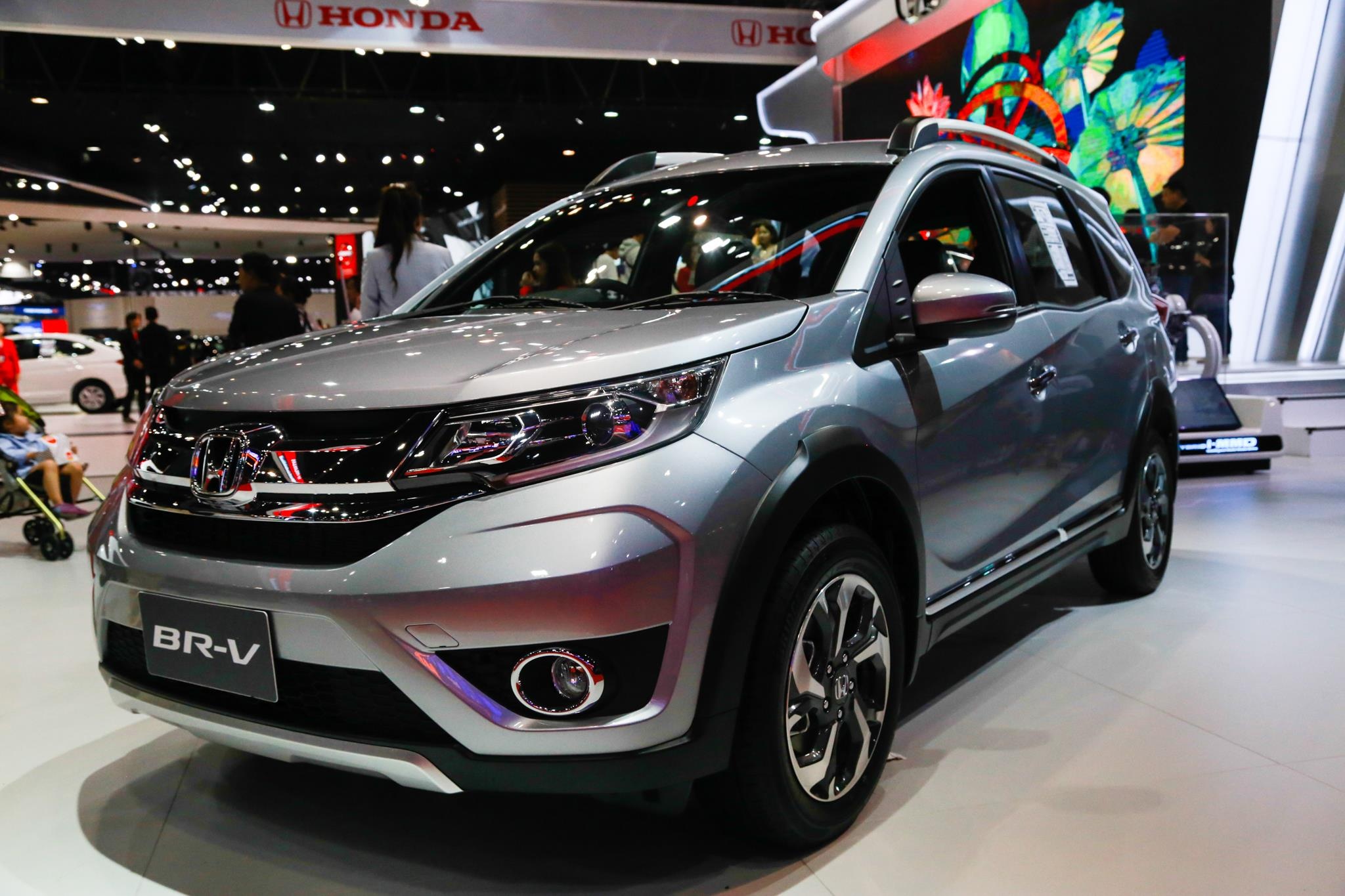 Chi tiet Honda BR-V anh 1