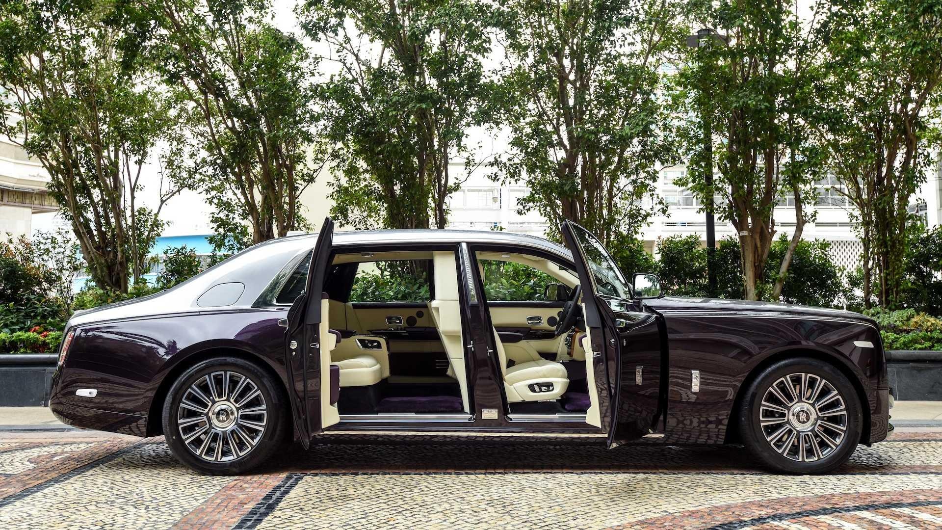 Rolls-Royce Phantom có thêm cabin riêng ảnh 1 Rolls-Royce Phantom co them cabin rieng anh 1