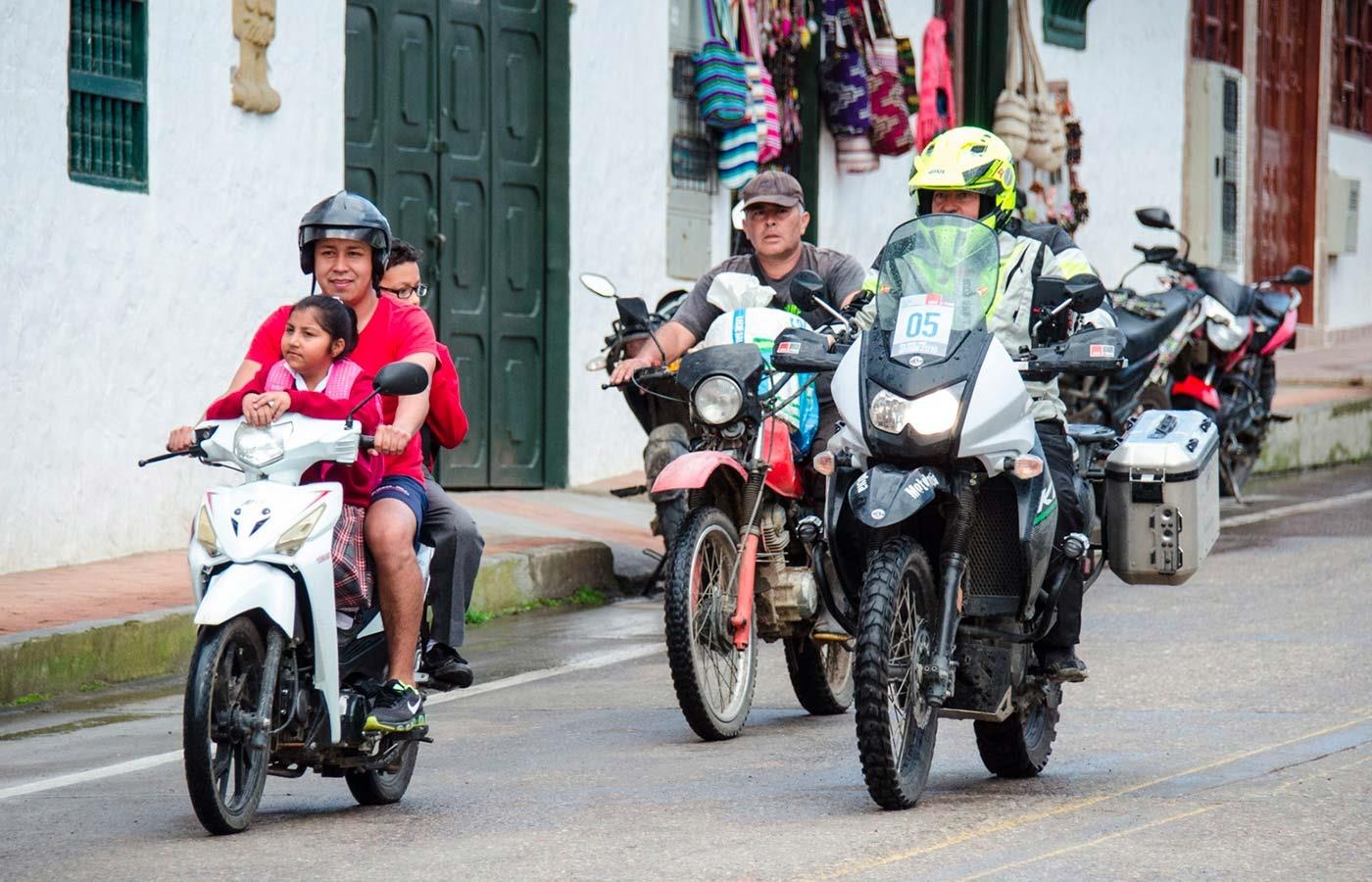 Quoc gia co ty le tai nan xe may cao nhat anh 9