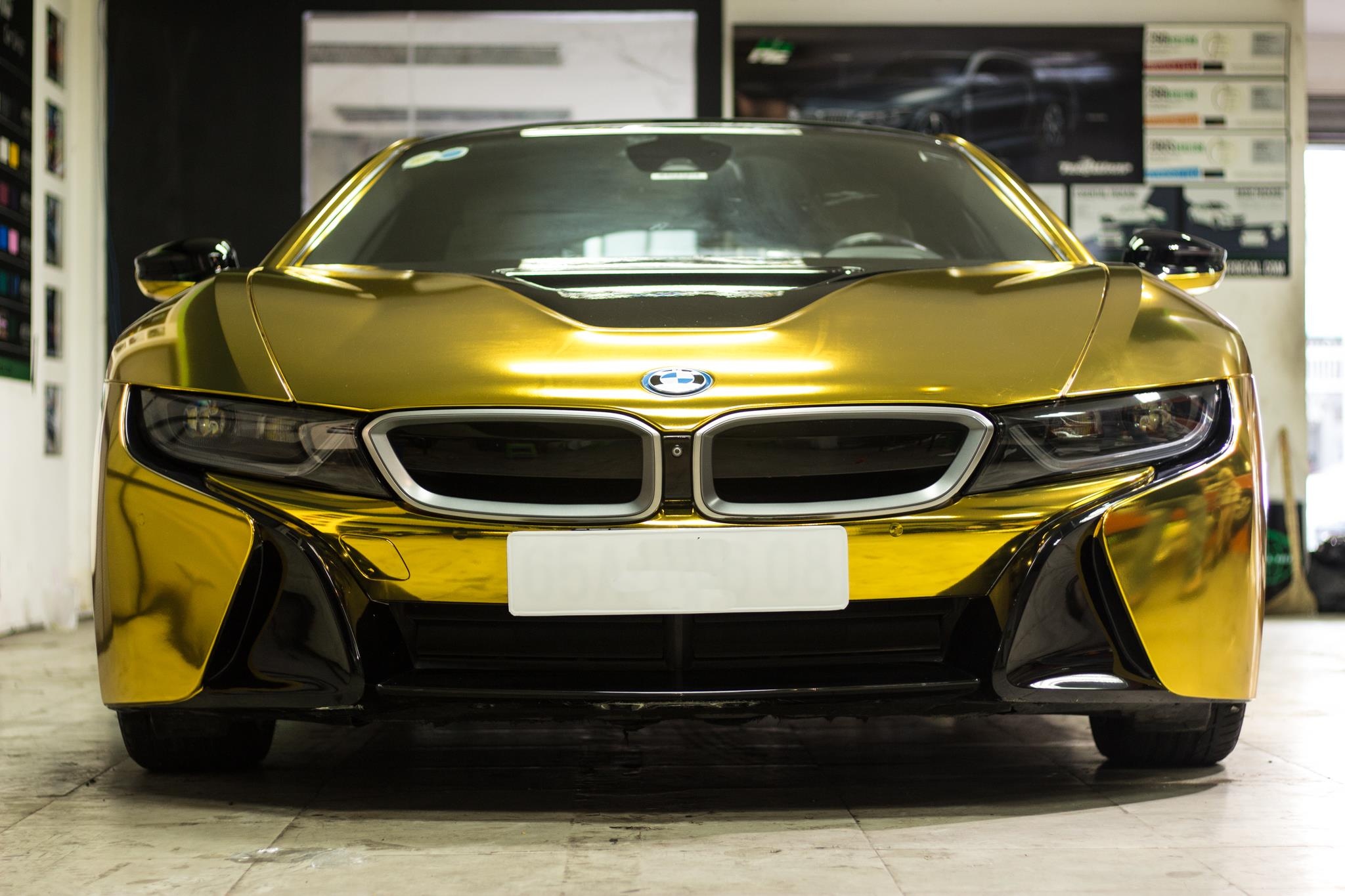 BMW i8 phong cach ma vang anh 1