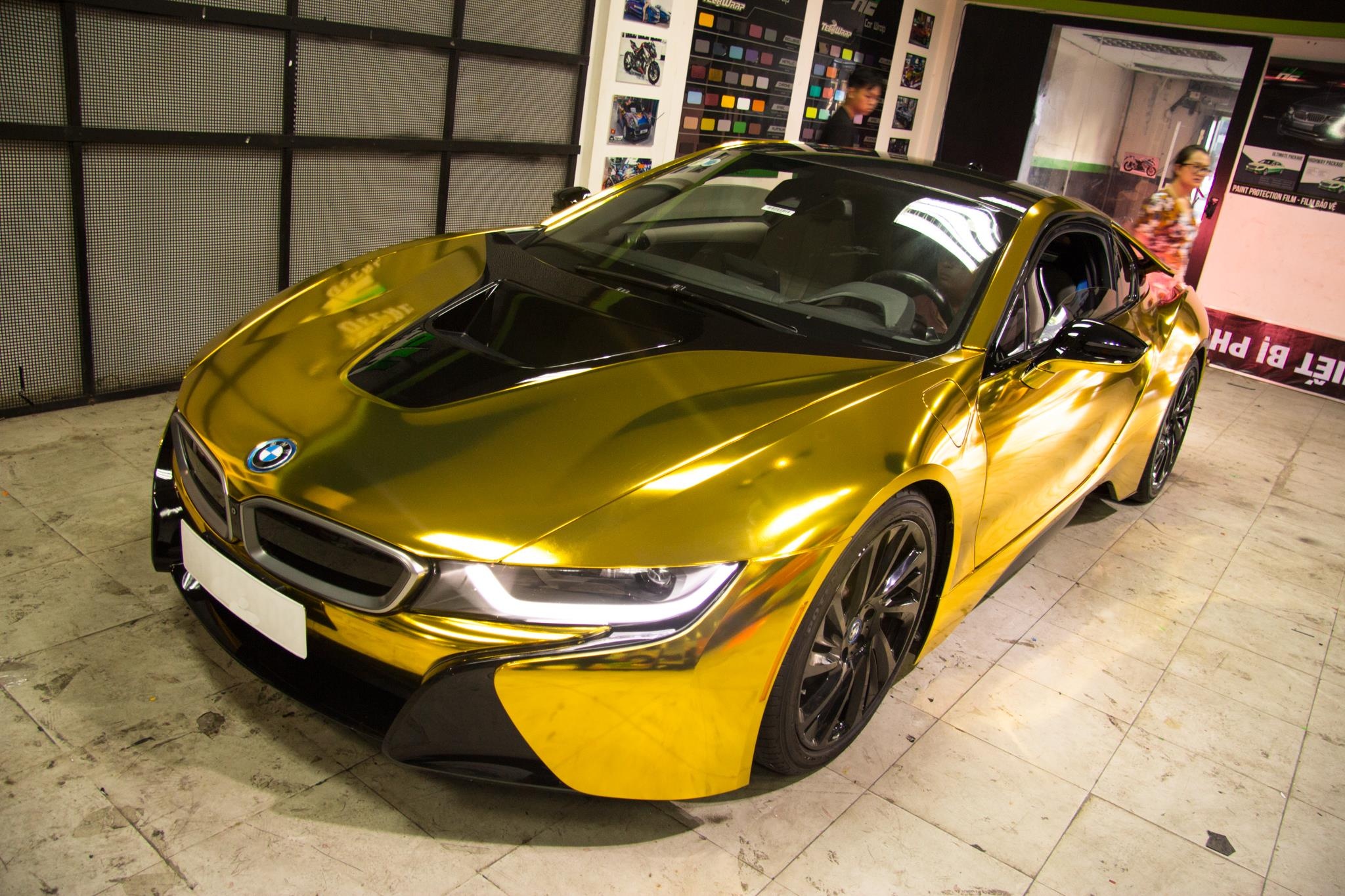 BMW i8 phong cach ma vang anh 4