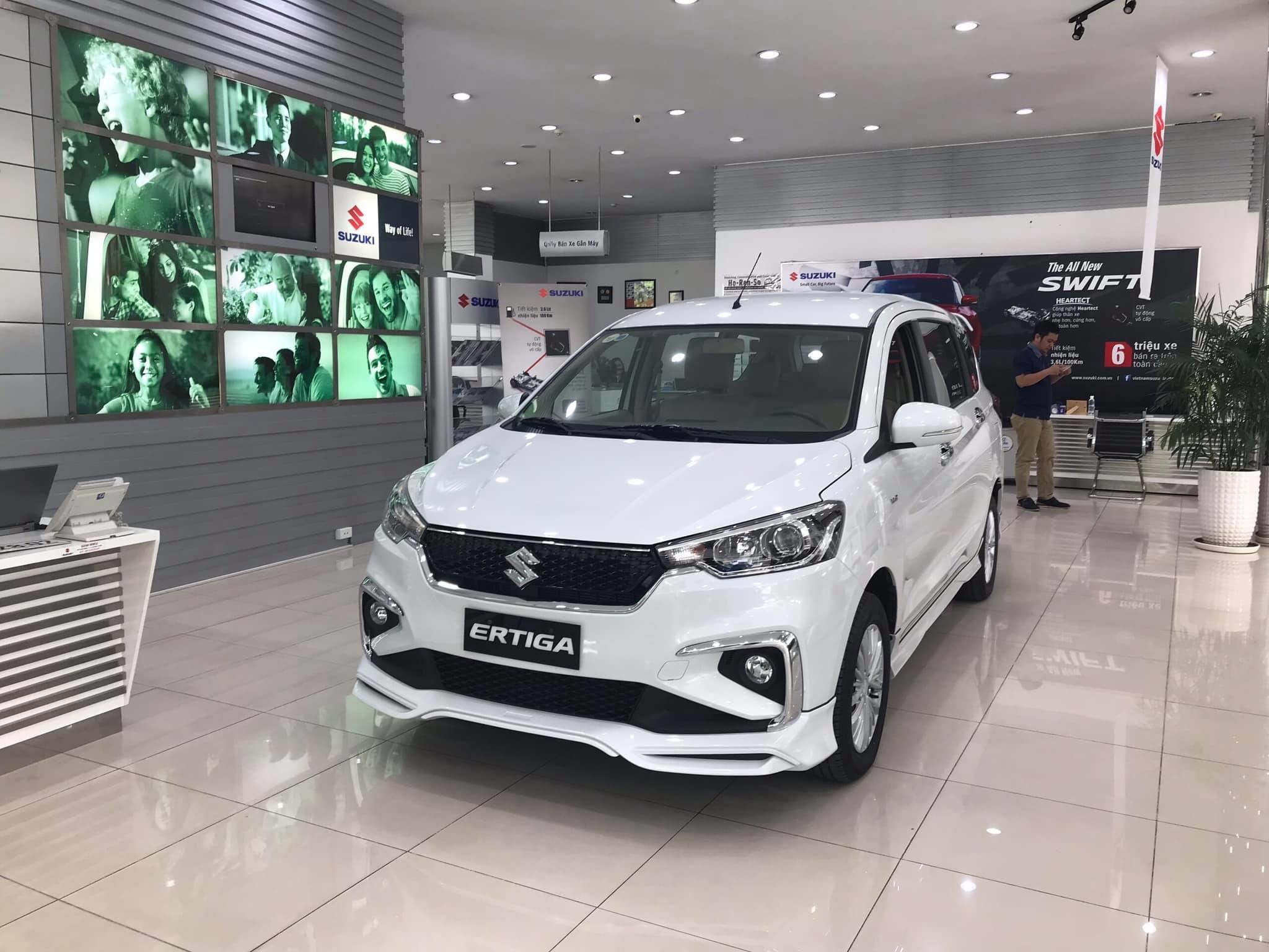 Suzuki Ertiga 2019 cap ben dai ly anh 2