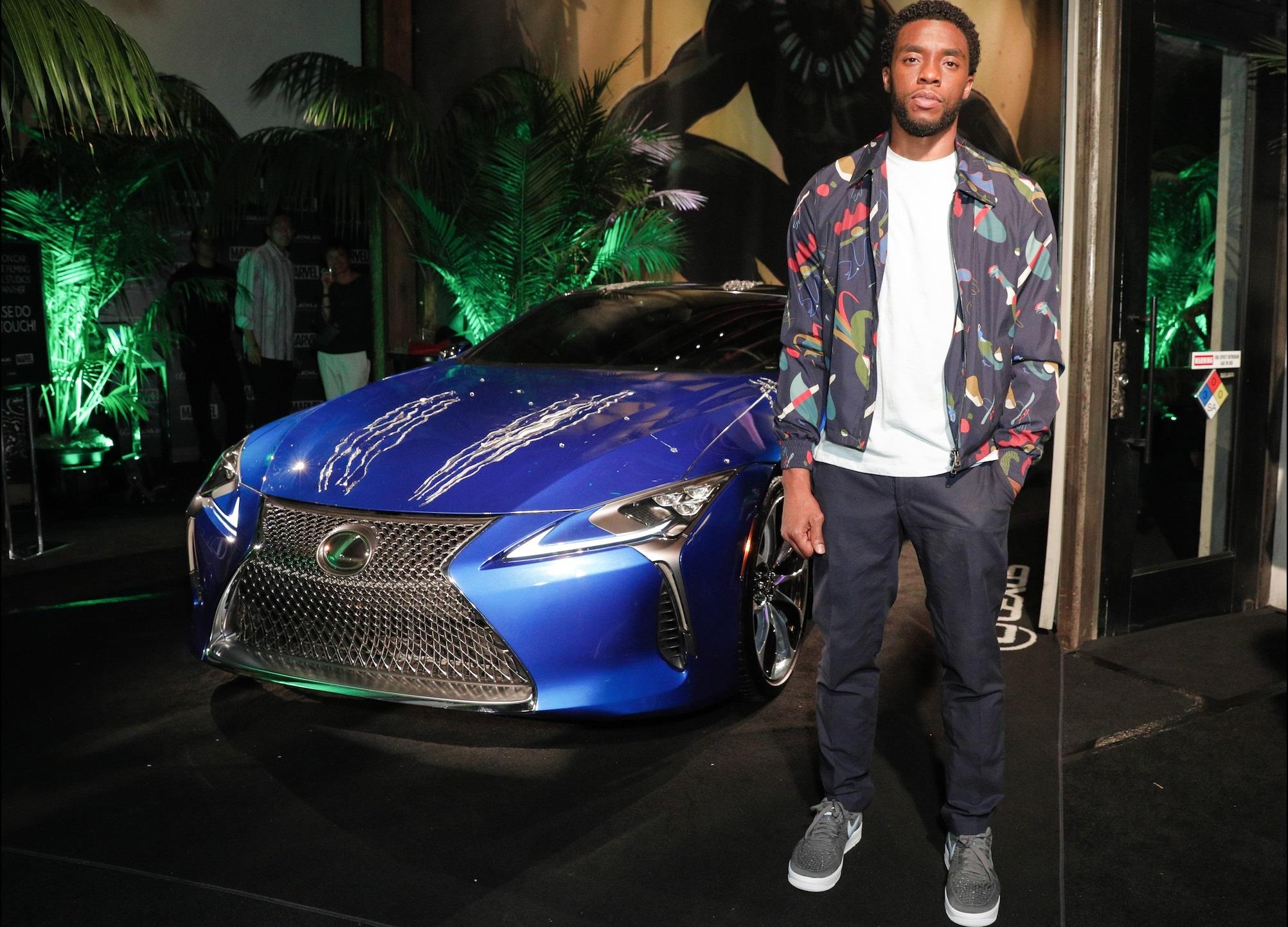 Cac sieu anh hung Avengers di xe gi ngoai doi that? hinh anh