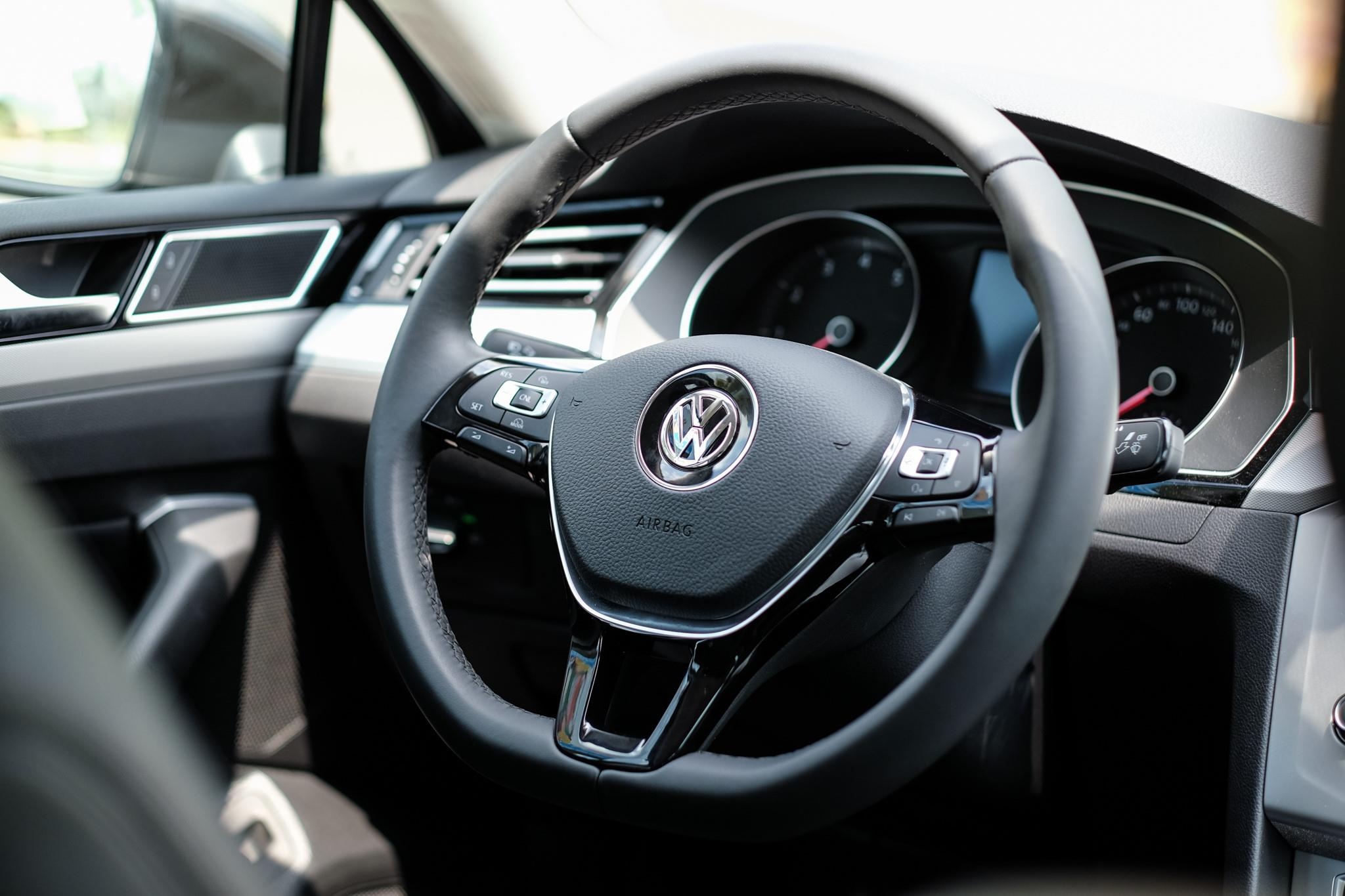 Đánh giá Volkswagen Passat BlueMotion ảnh 15 Danh gia Volkswagen Passat BlueMotion anh 15