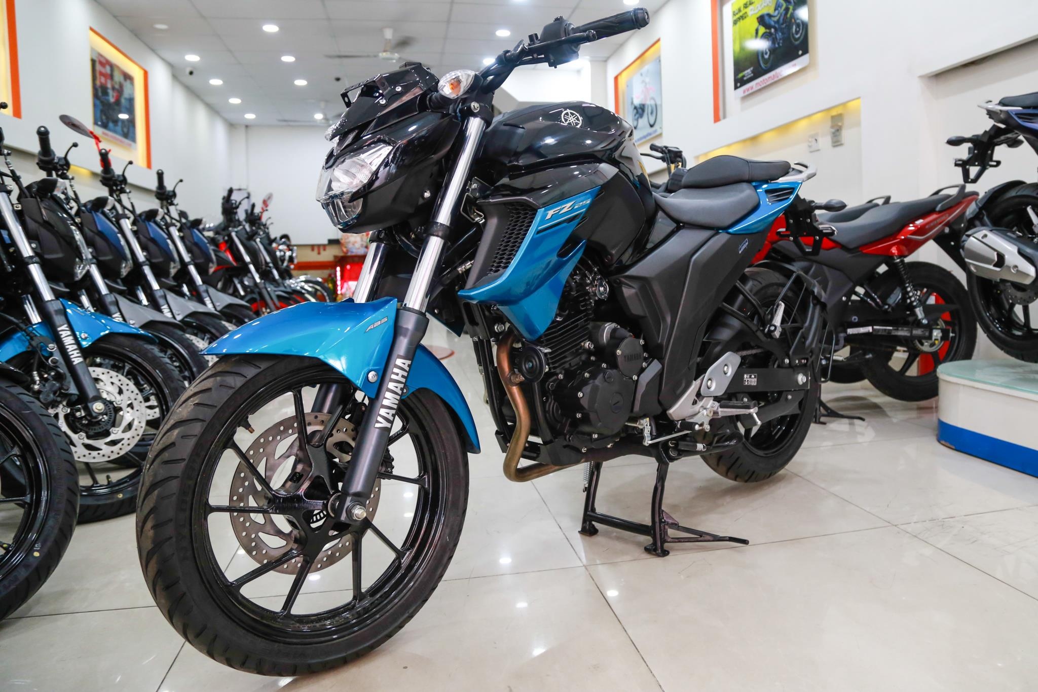 Chi tiet Yamaha FZ25 2019 ABS tai VN anh 2