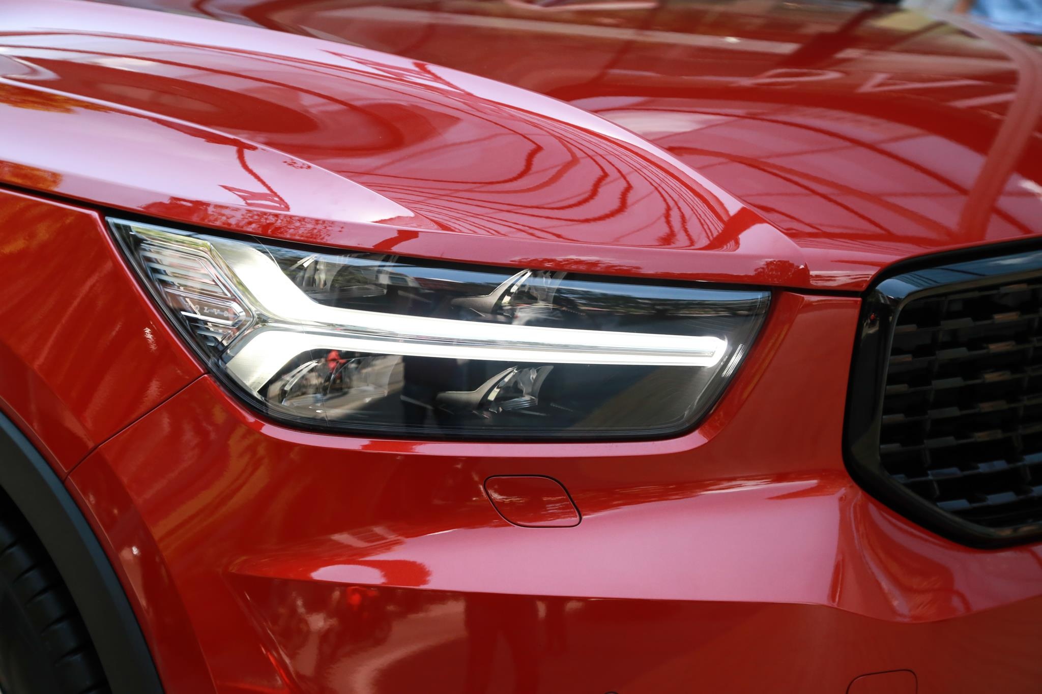 chi tiet Volvo XC40 gia 1, 75 ty anh 4