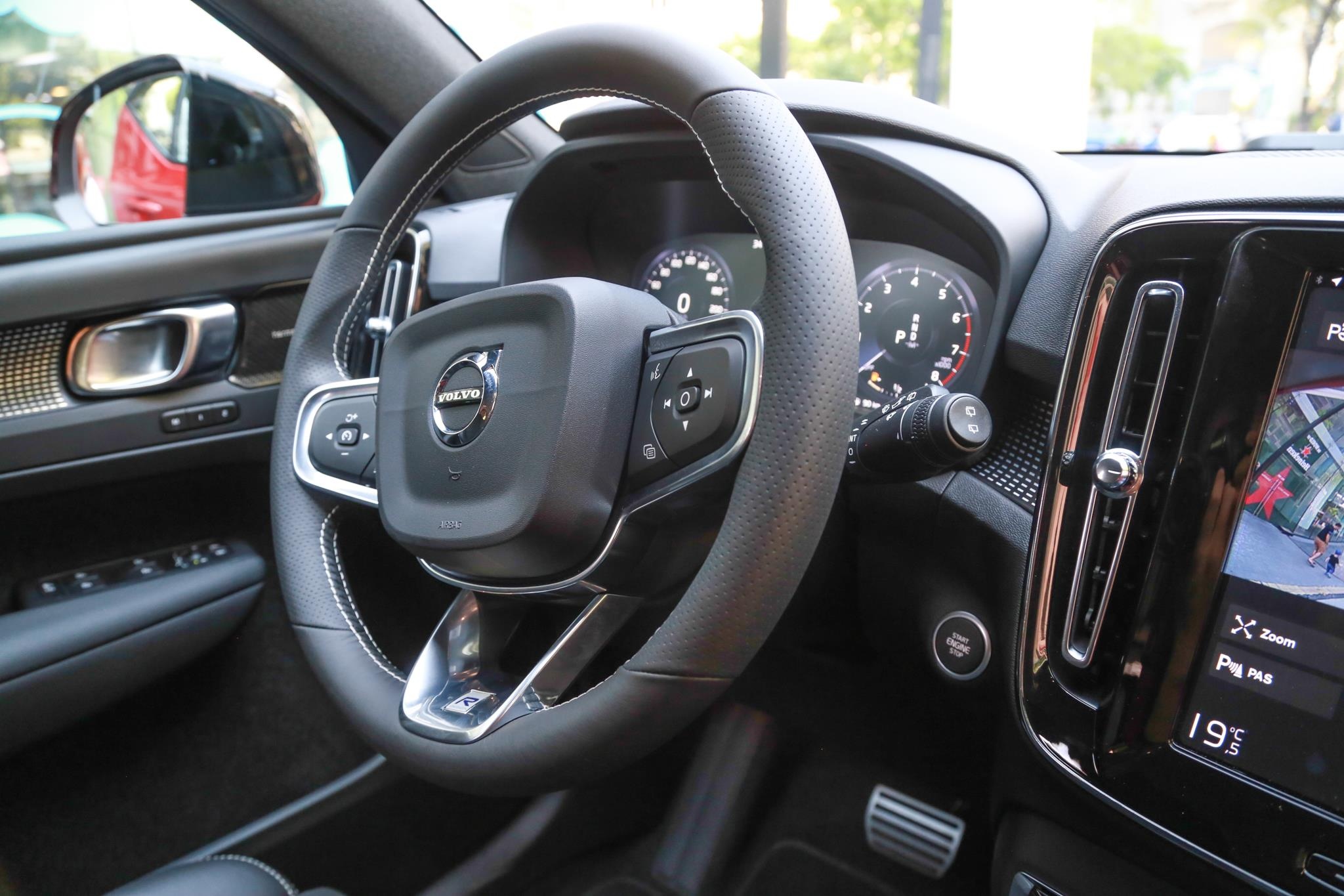 chi tiet Volvo XC40 gia 1, 75 ty anh 8