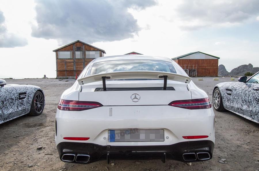 Lo dien Mercedes-AMG GT 73 4MATIC anh 4