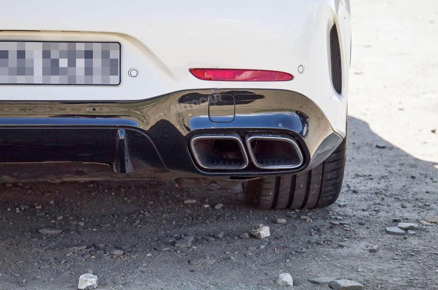 Lo dien Mercedes-AMG GT 73 4MATIC anh 3