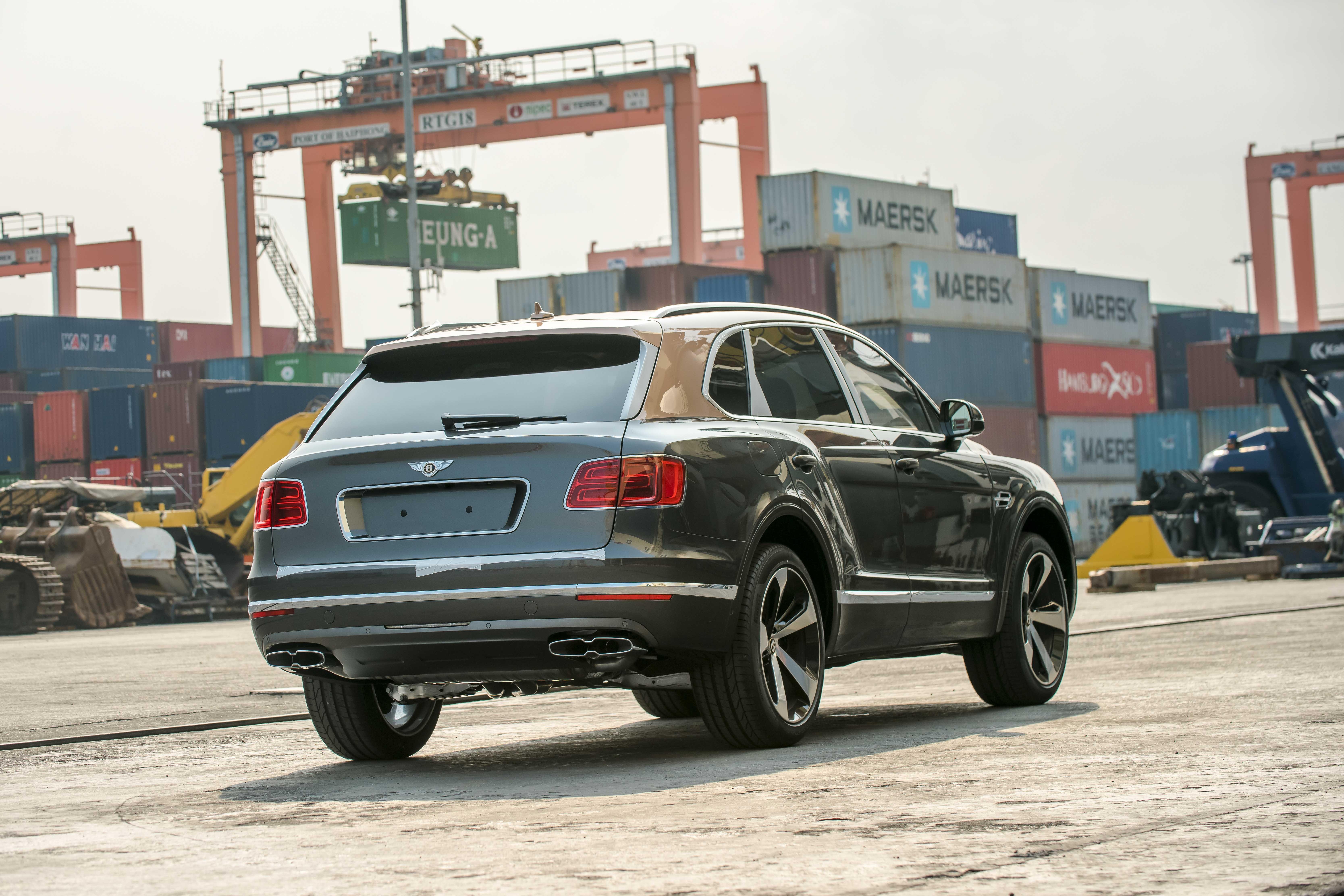 Bentley Bentayga V8 ban ky niem 100 nam anh 9