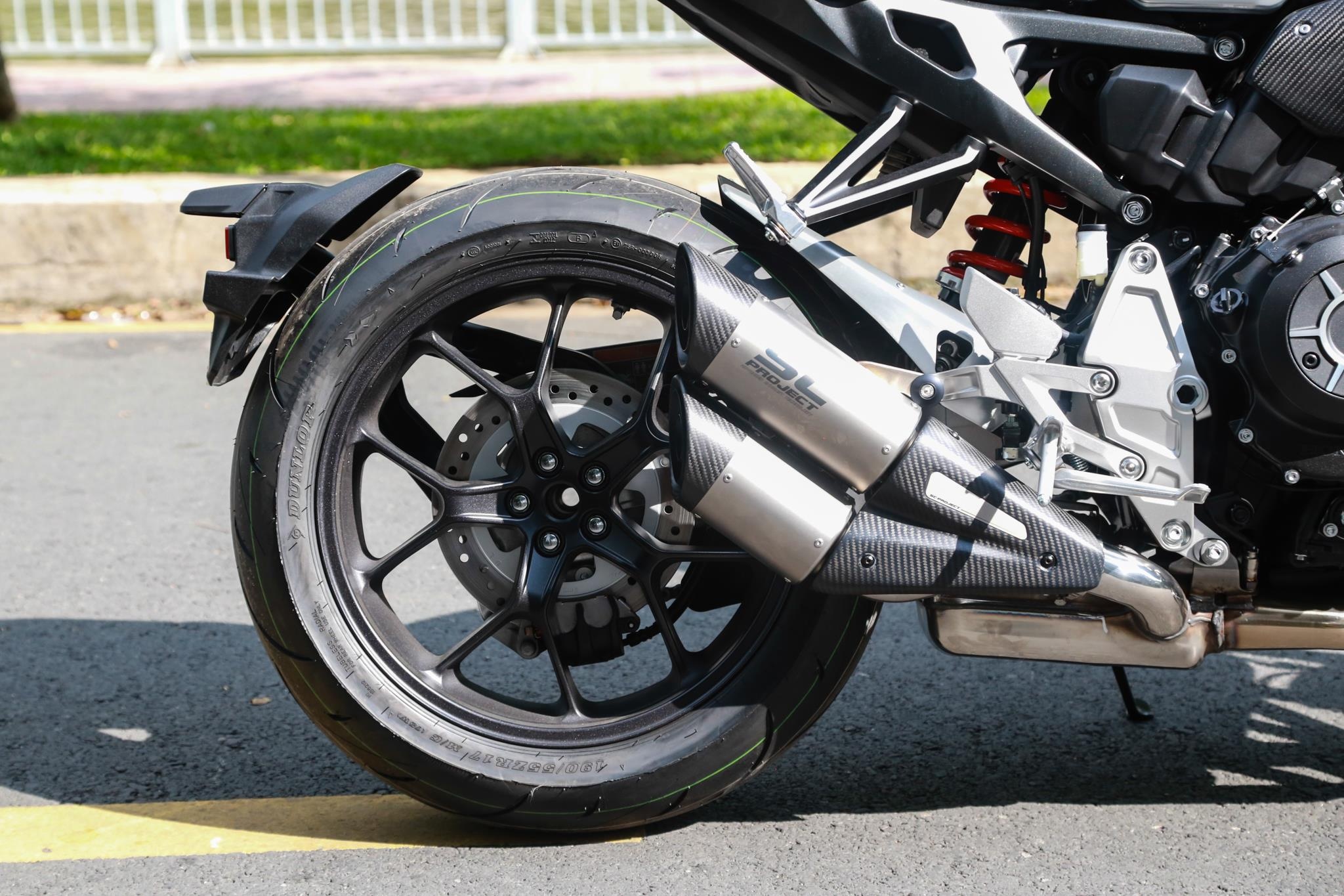 Honda CB1000R ban gioi han tai VN anh 8