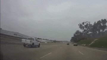 BMW M4 va Audi S8 dua xe tren duong pho gay tai nan tham khoc hinh anh