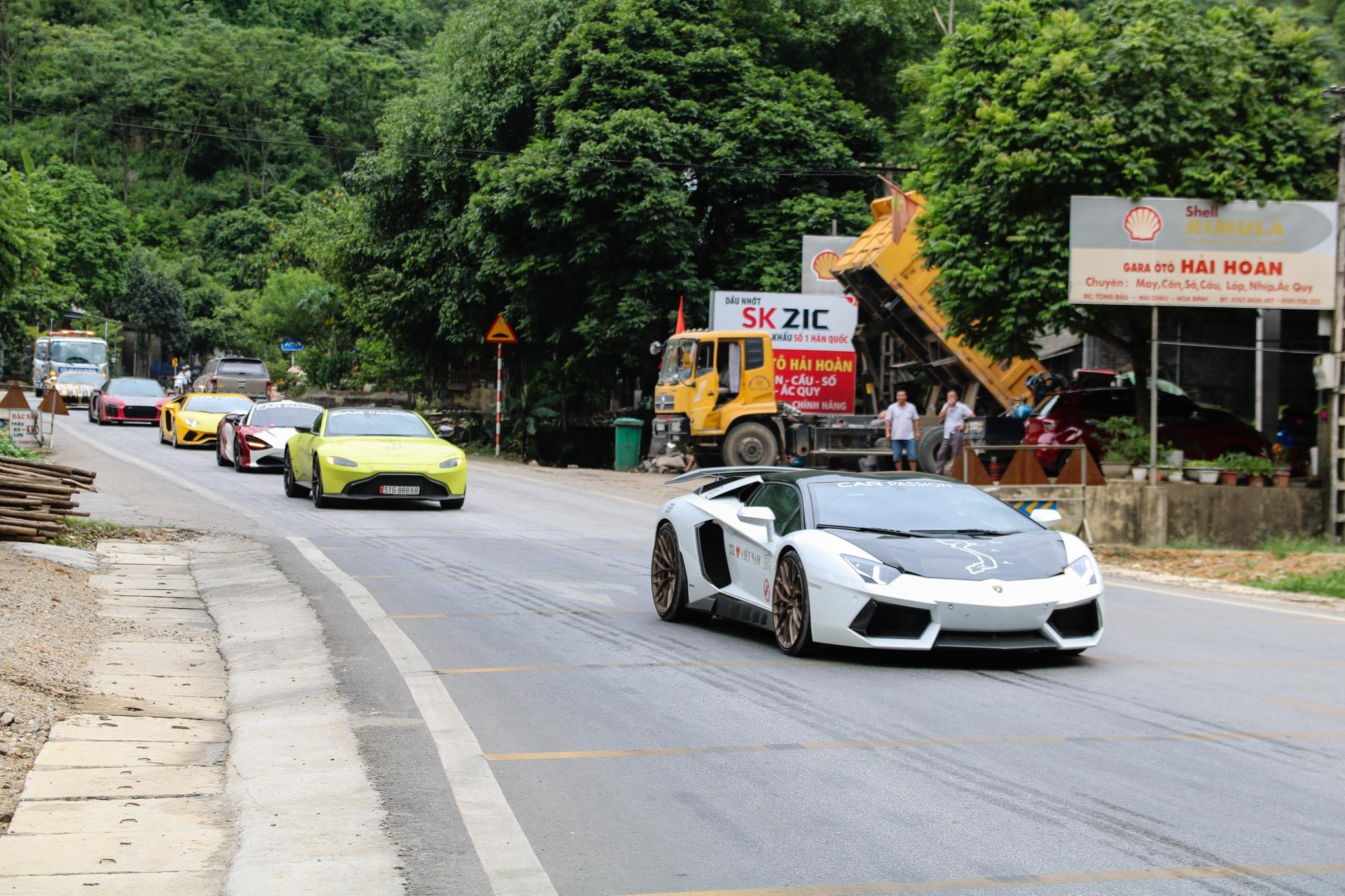 Chang 2 Car Passion: doan sieu xe tu Ha Noi ve Moc Chau anh 9