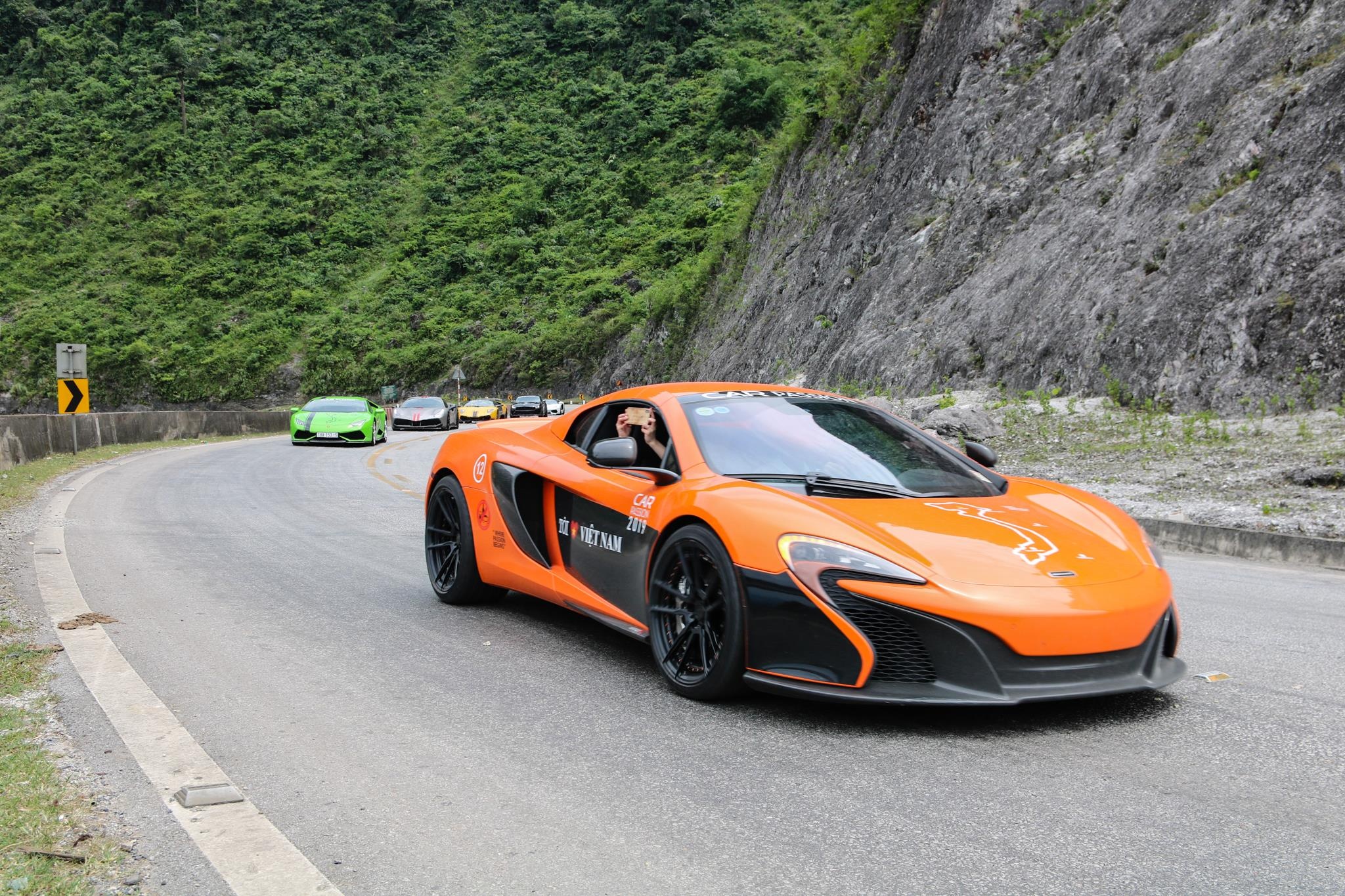 Chang 2 Car Passion: doan sieu xe tu Ha Noi ve Moc Chau anh 8