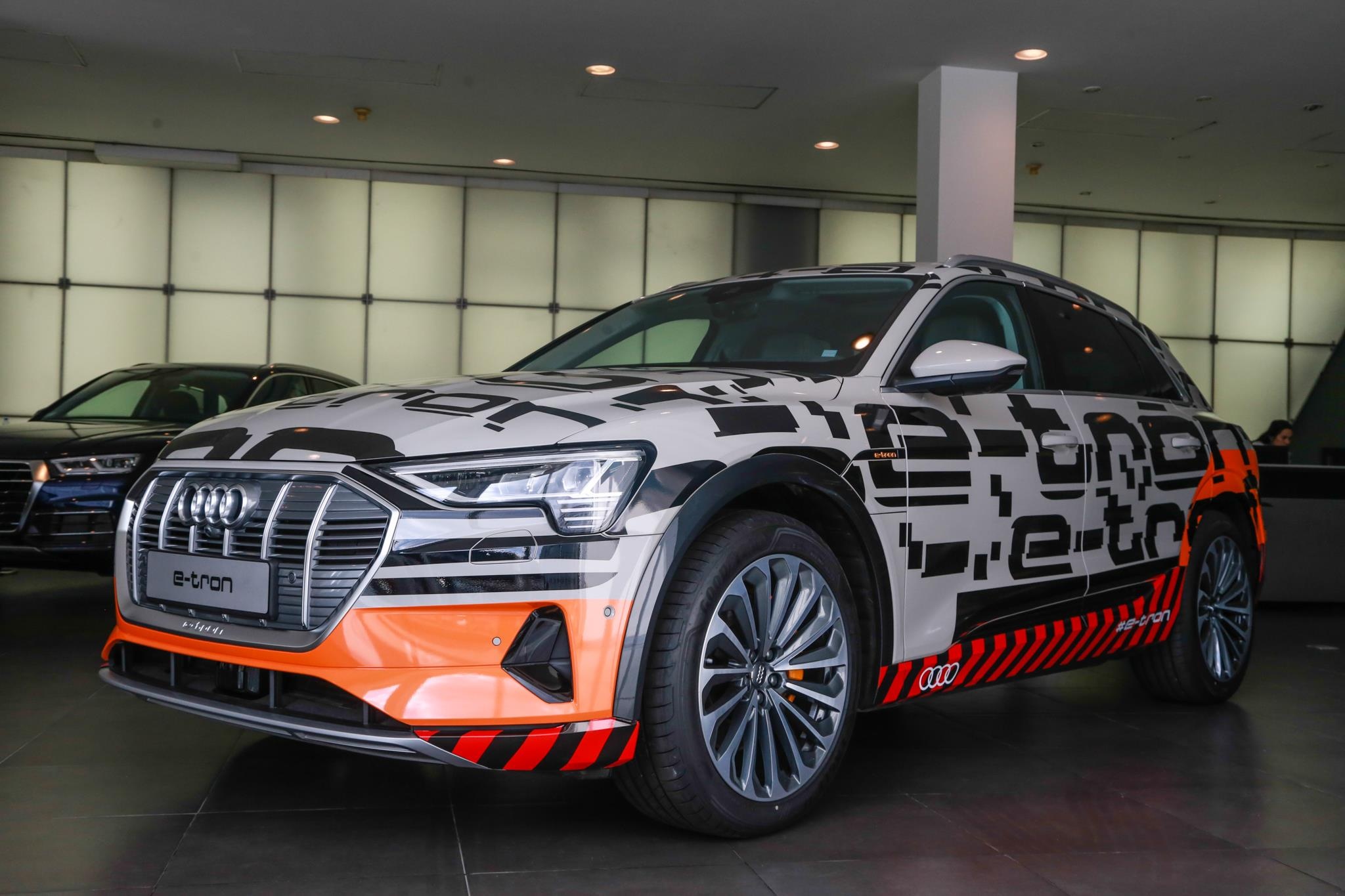 Can canh SUV dien Audi e-tron dau tien xuat hien tai VN hinh anh