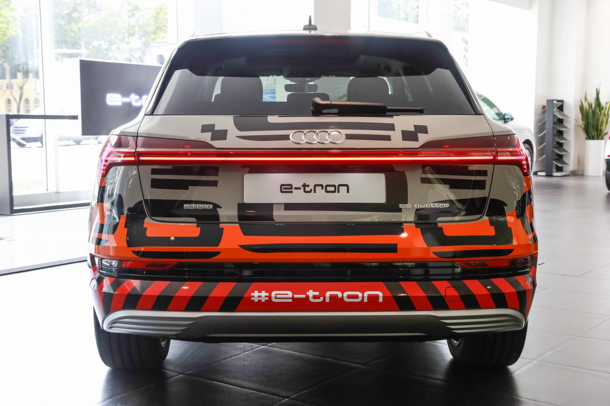 Chiem nguong SUV dien Audi e-tron anh 10