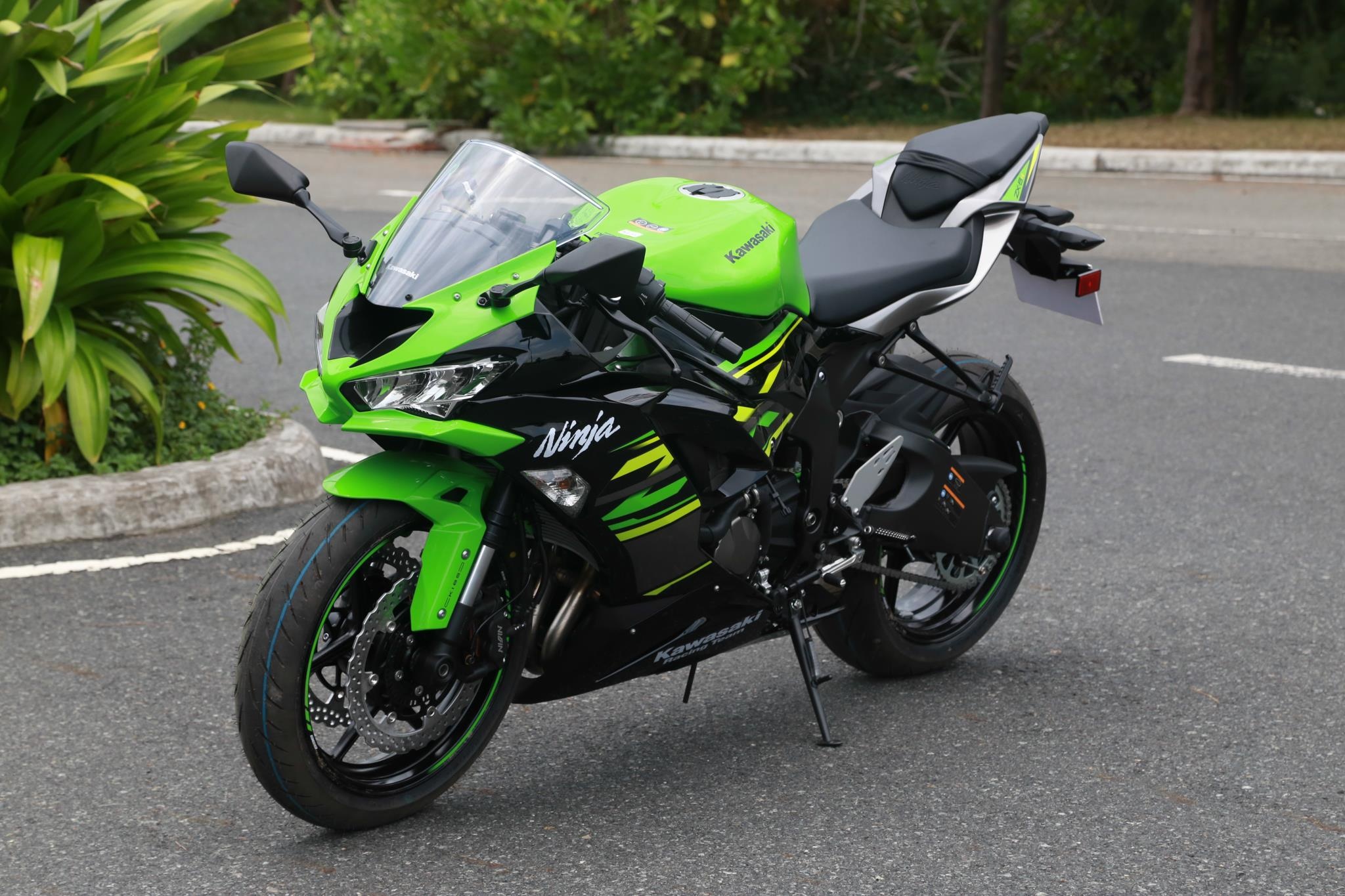 Kawasaki Ninja ZX-6R the he moi tai VN anh 2