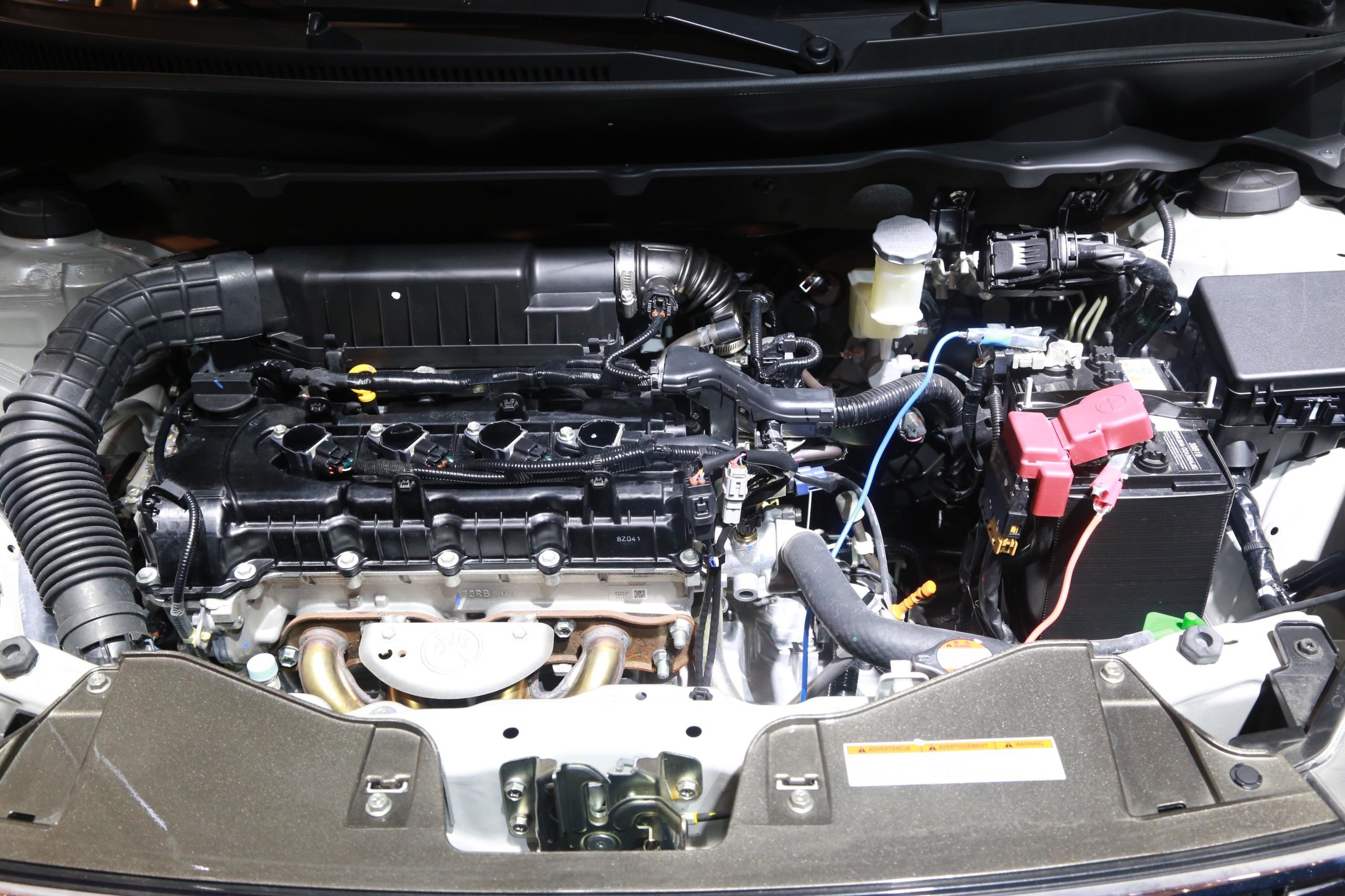 So sánh Suzuki Ertiga và Mitsubishi Xpander ảnh 13 So sanh Suzuki Ertiga va Mitsubishi Xpander anh 13