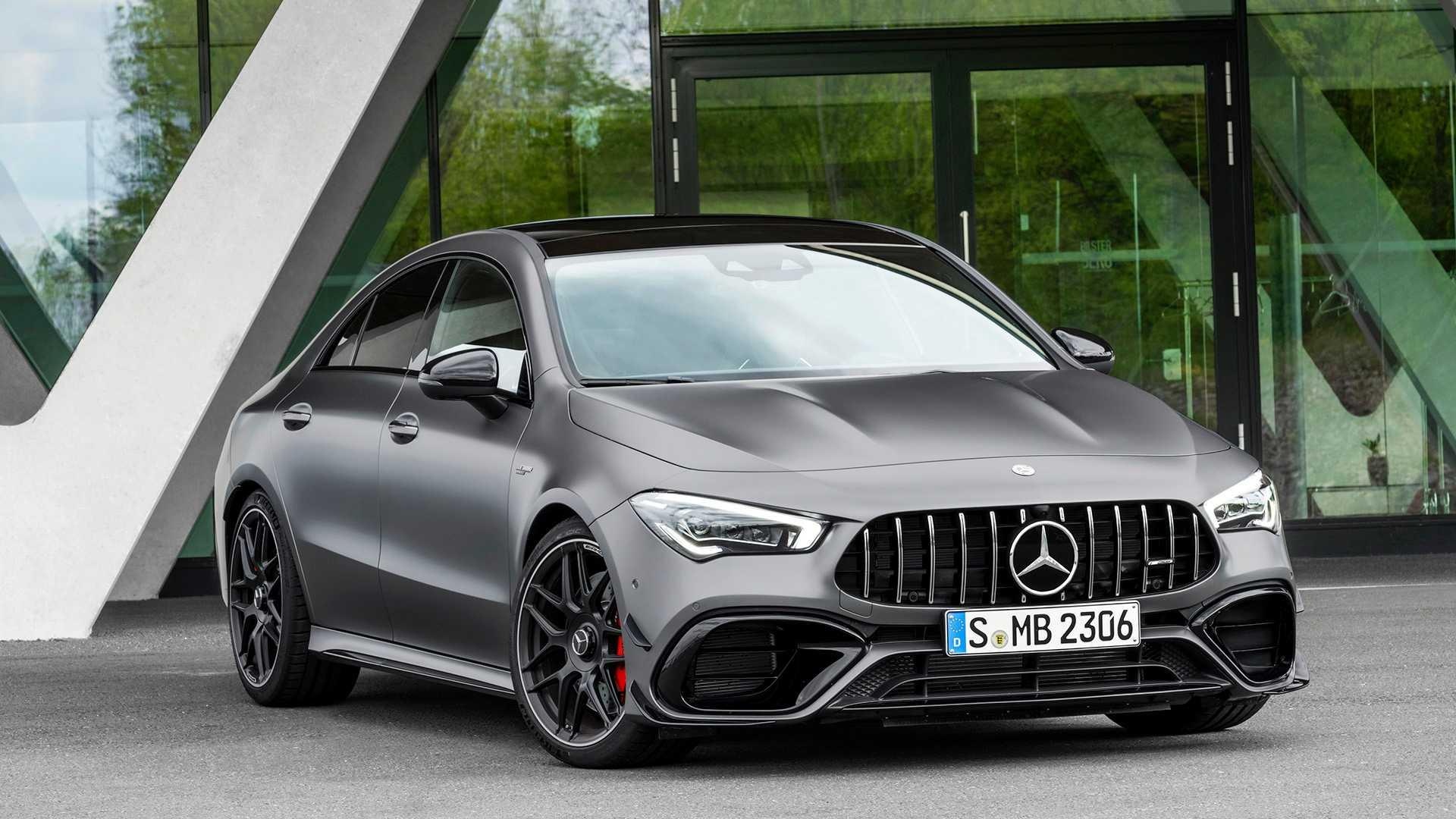 Mercedes-AMG CLA 45 va A 45 ra mat anh 6