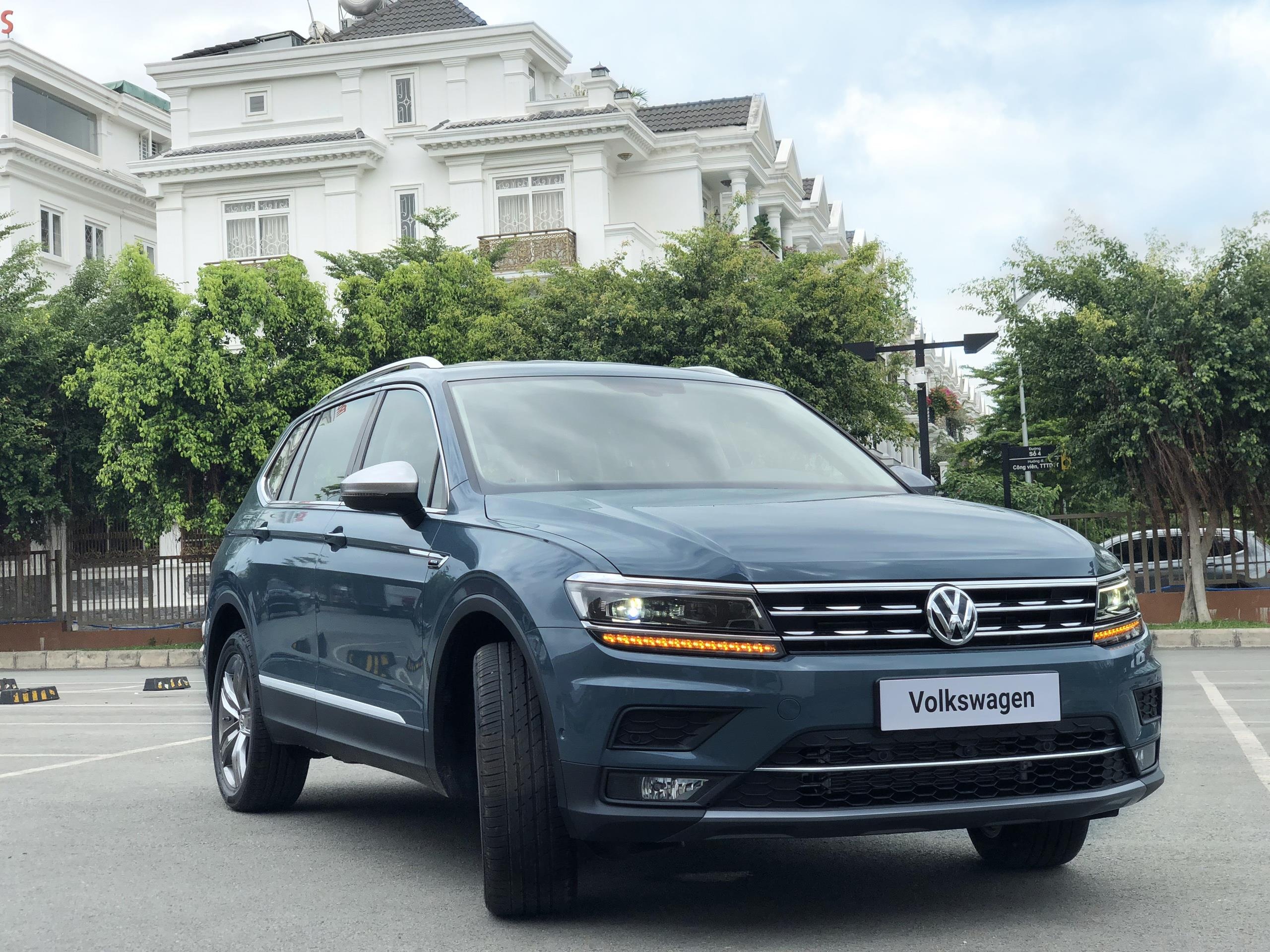 Volkswagen Tiguan Allspace co them ban cao cap anh 1
