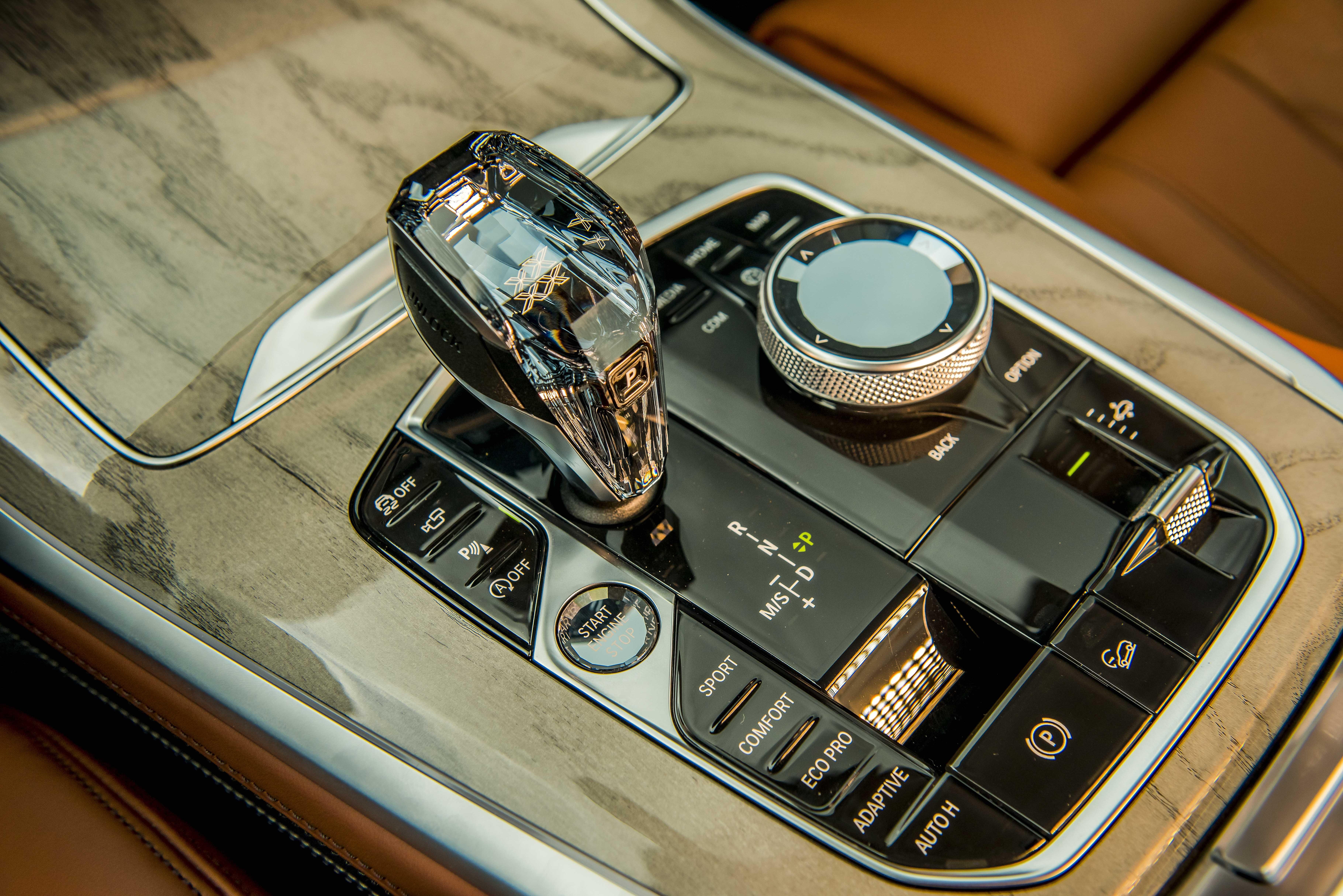 So sanh BMW X7 va Mercedes-Benz GLS anh 9