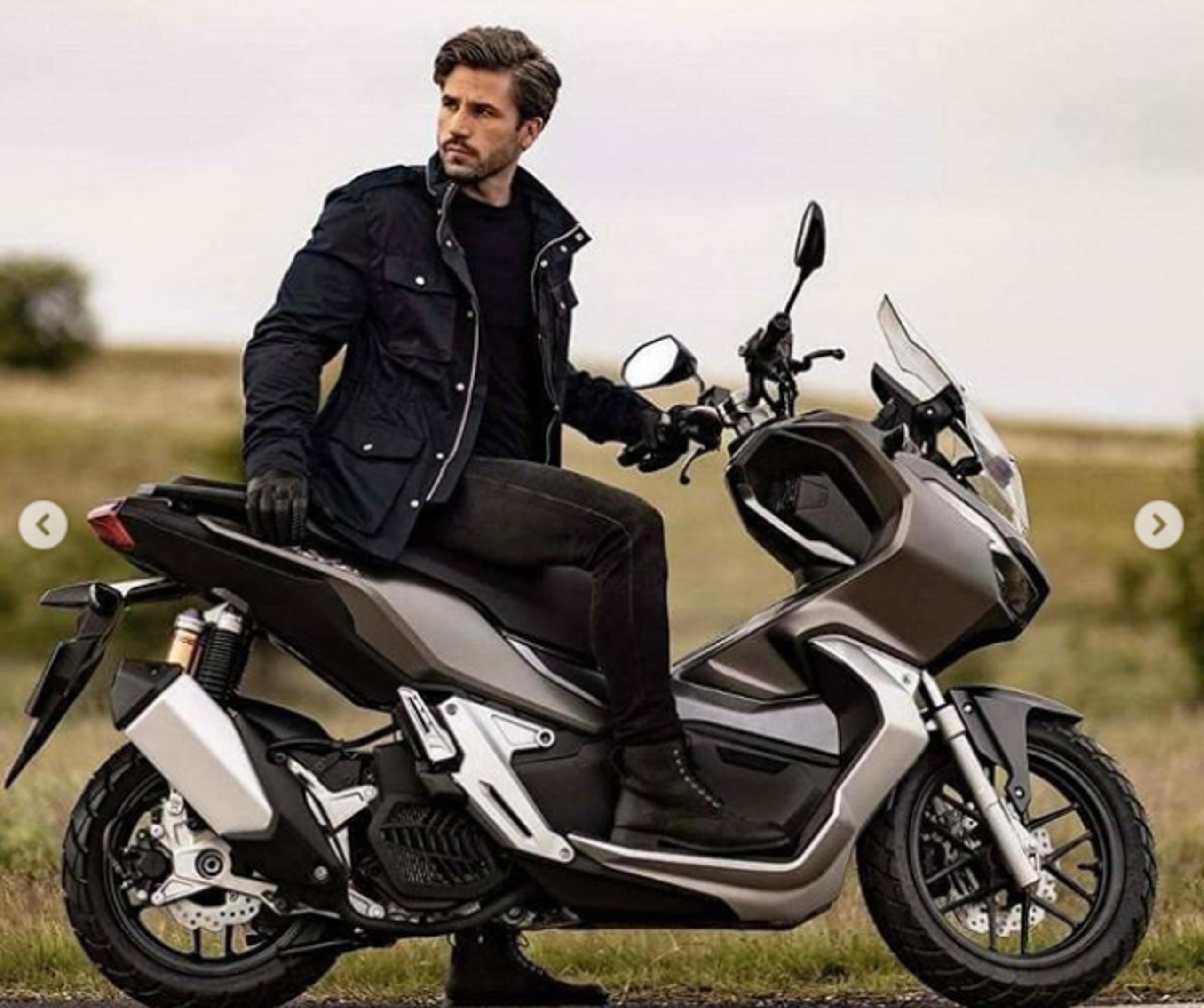 Lo anh xe ga dia hinh Honda X-ADV 150 truoc ngay ra mat hinh anh