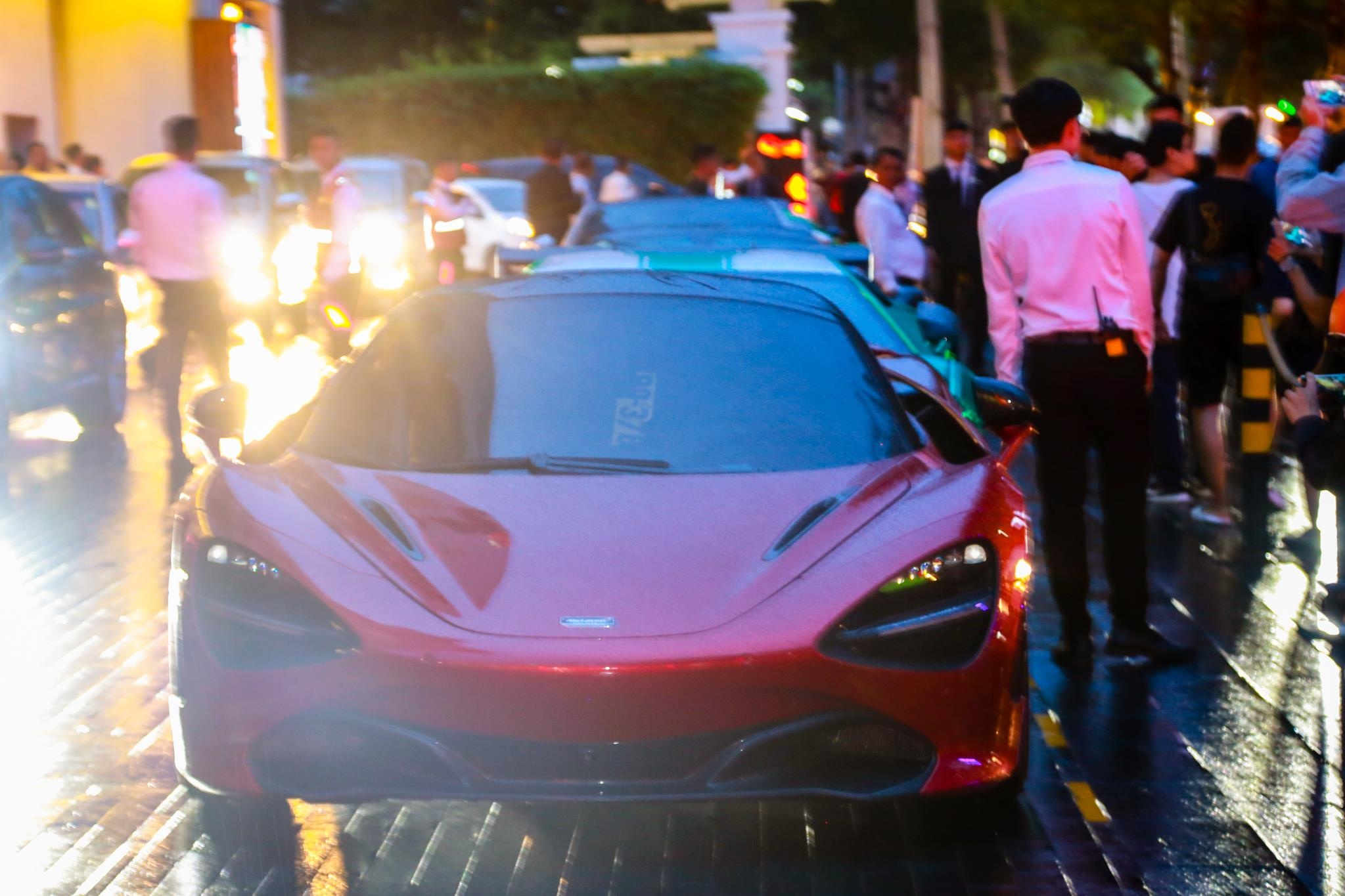 Dan sieu xe Car Passion tai xuat tai dam cuoi Cuong do la anh 3