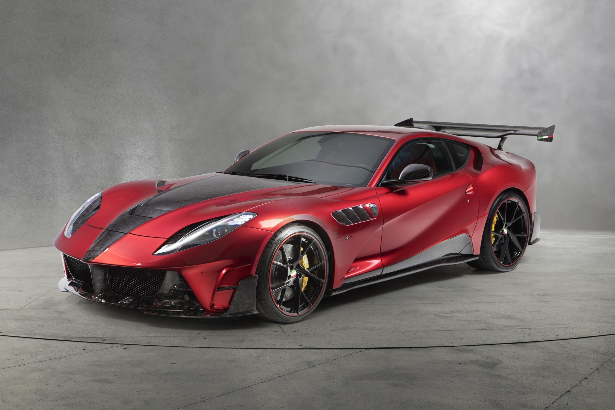 Chiem nguong ban do Mansory Ferrari 812 Superfast manh 830 ma luc hinh anh