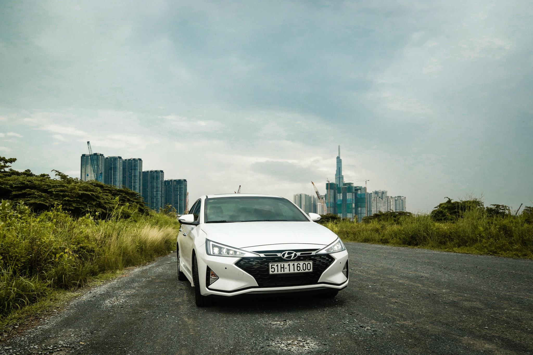 So sánh Honda Civic RS và Hyundai Elantra Sport ảnh 21 So sanh Honda Civic RS va Hyundai Elantra Sport anh 21