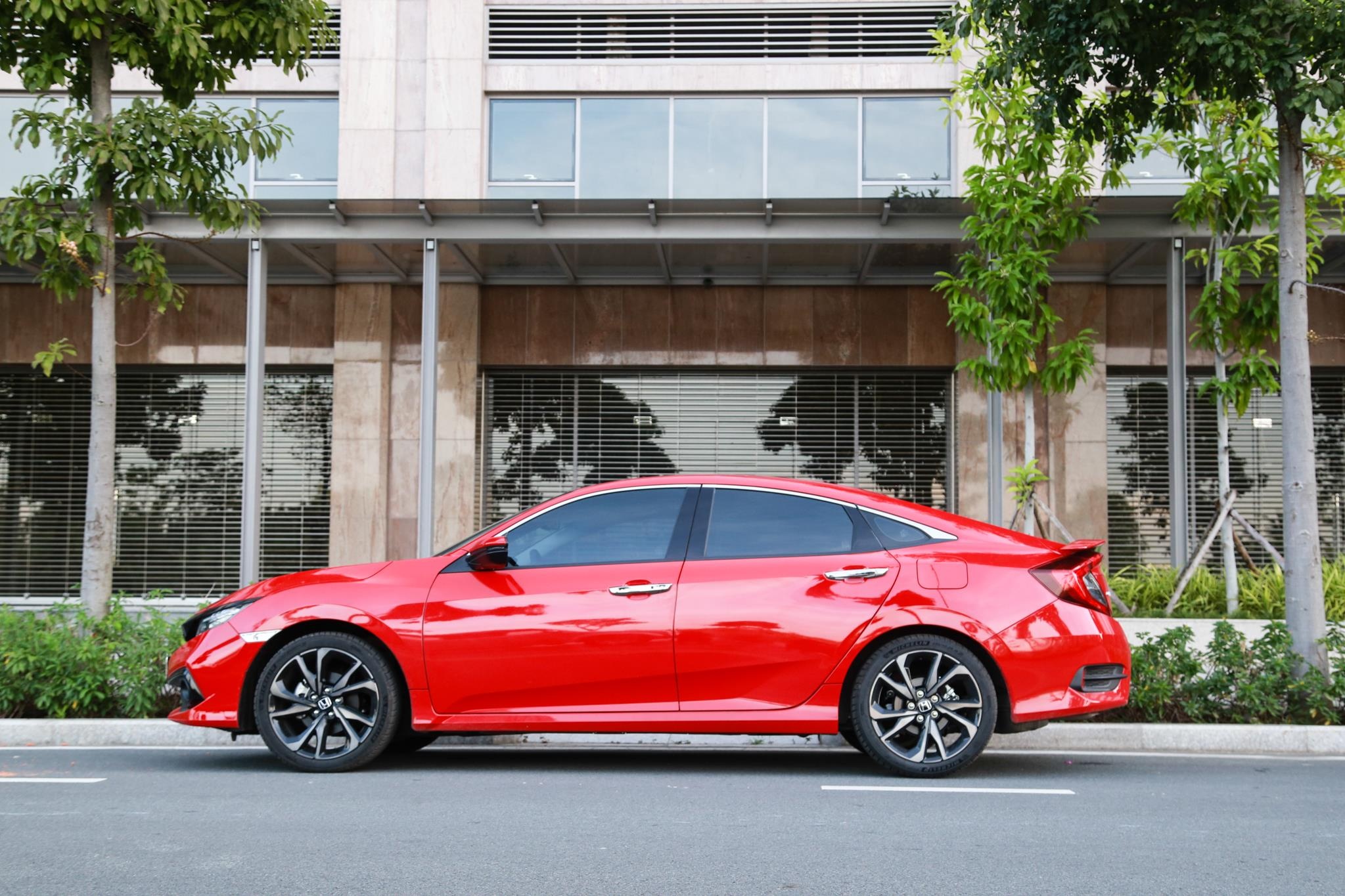 So sánh Honda Civic RS và Hyundai Elantra Sport ảnh 5 So sanh Honda Civic RS va Hyundai Elantra Sport anh 5