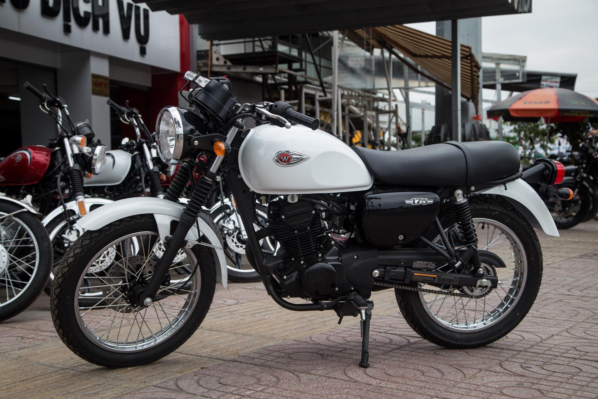 Kawasaki W175 bi trieu hoi vi loi dong co anh 1