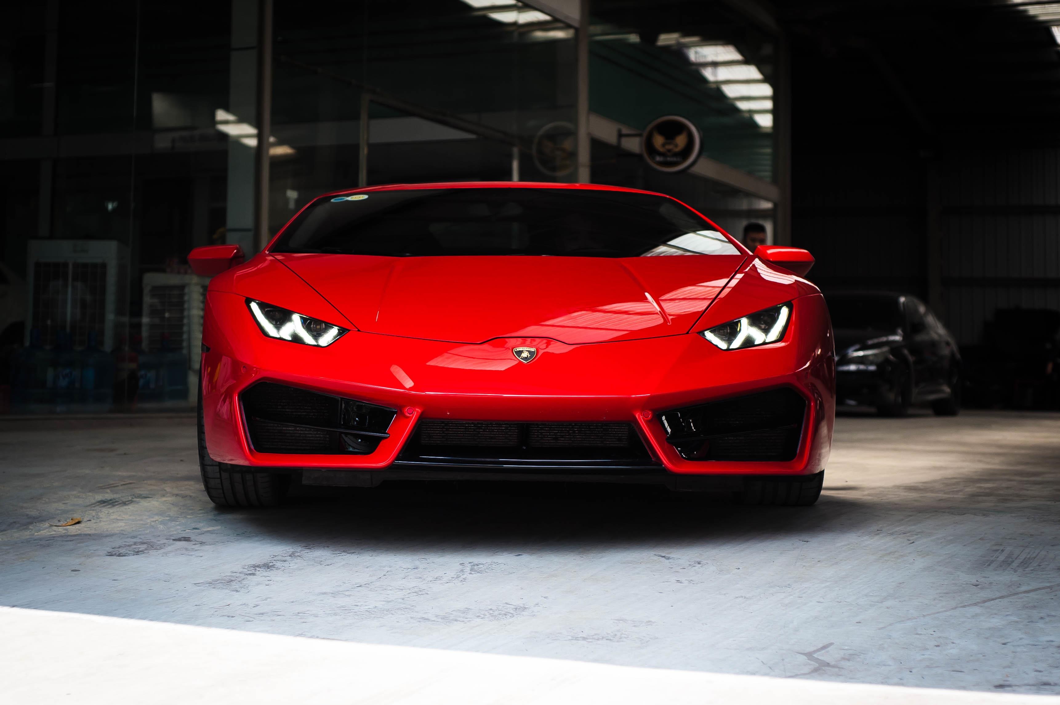 Chi tiet Lamborghini Huracan LP 580-2 chinh hang dau tien o VN anh 1