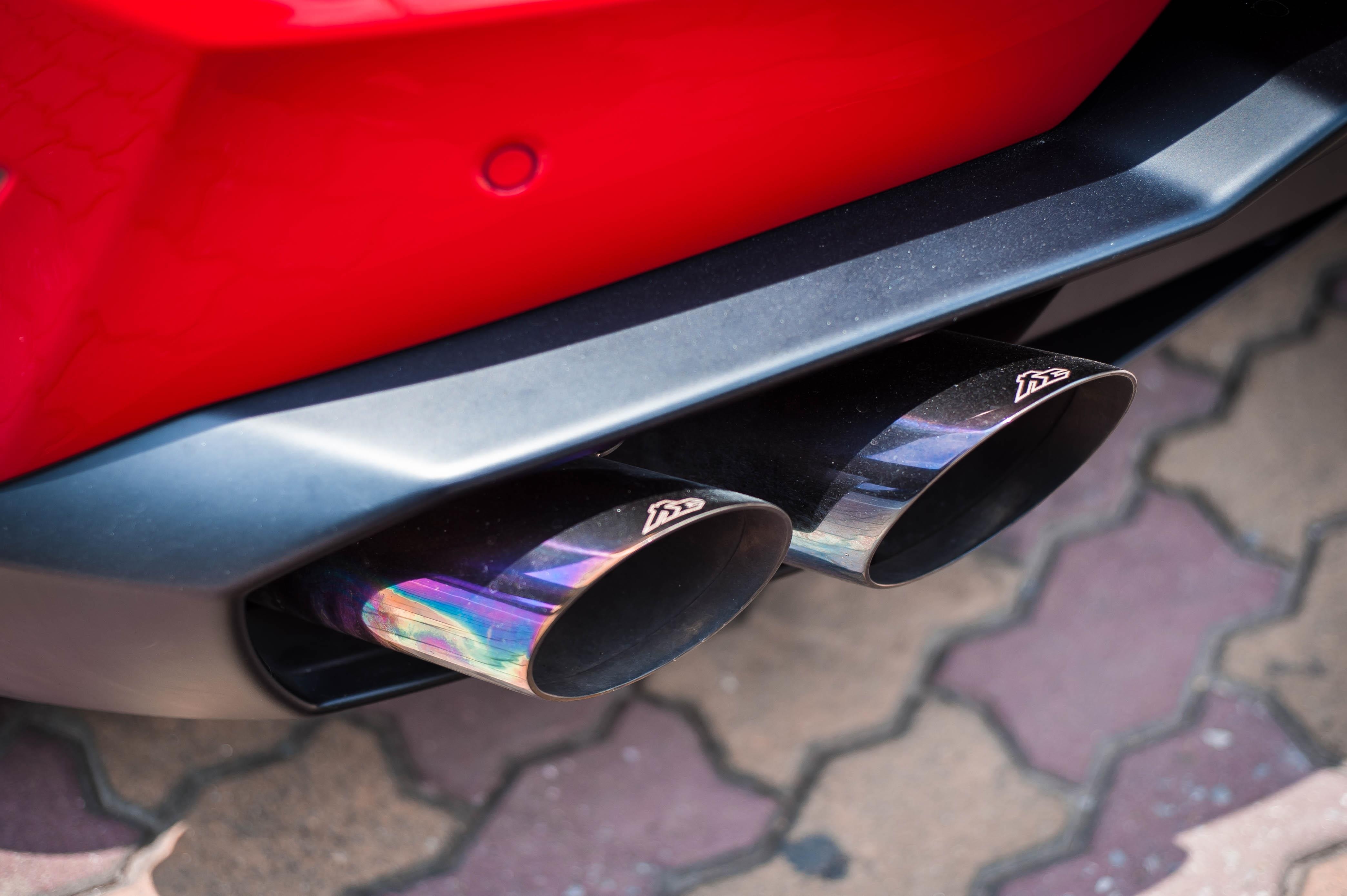 Chi tiet Lamborghini Huracan LP 580-2 chinh hang dau tien o VN anh 7