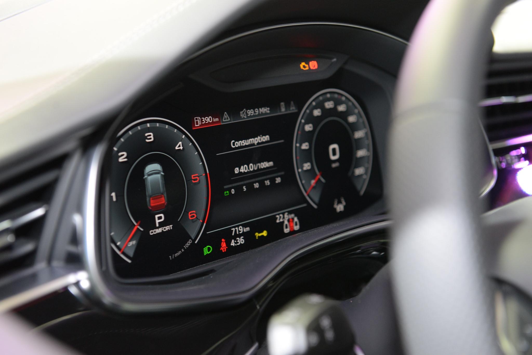 Audi Q8 dau tien VN ra bien trang anh 7