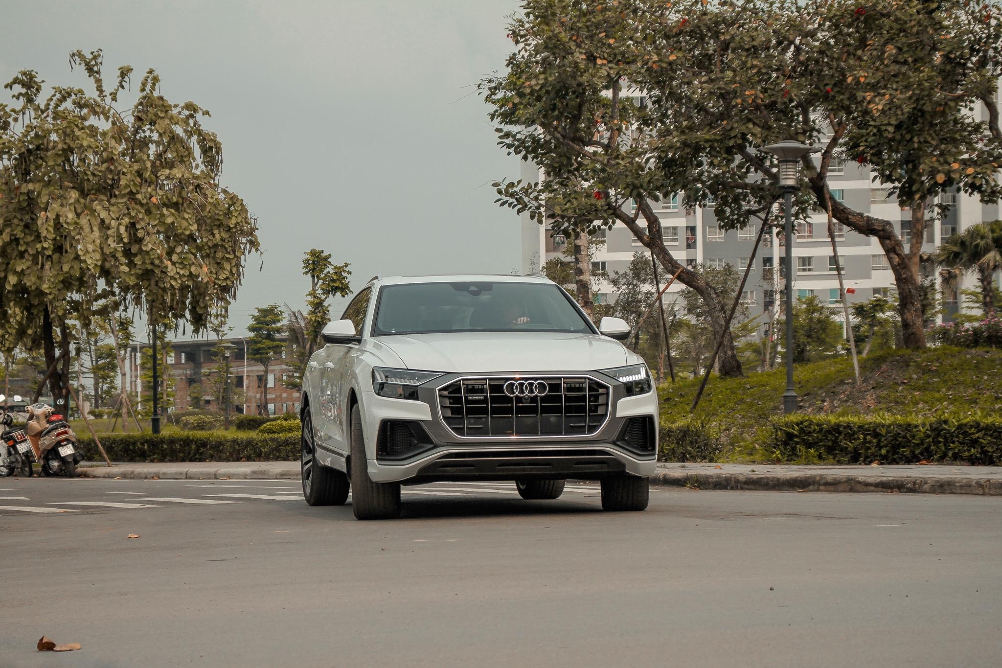 Audi Q8 dau tien VN ra bien trang anh 10
