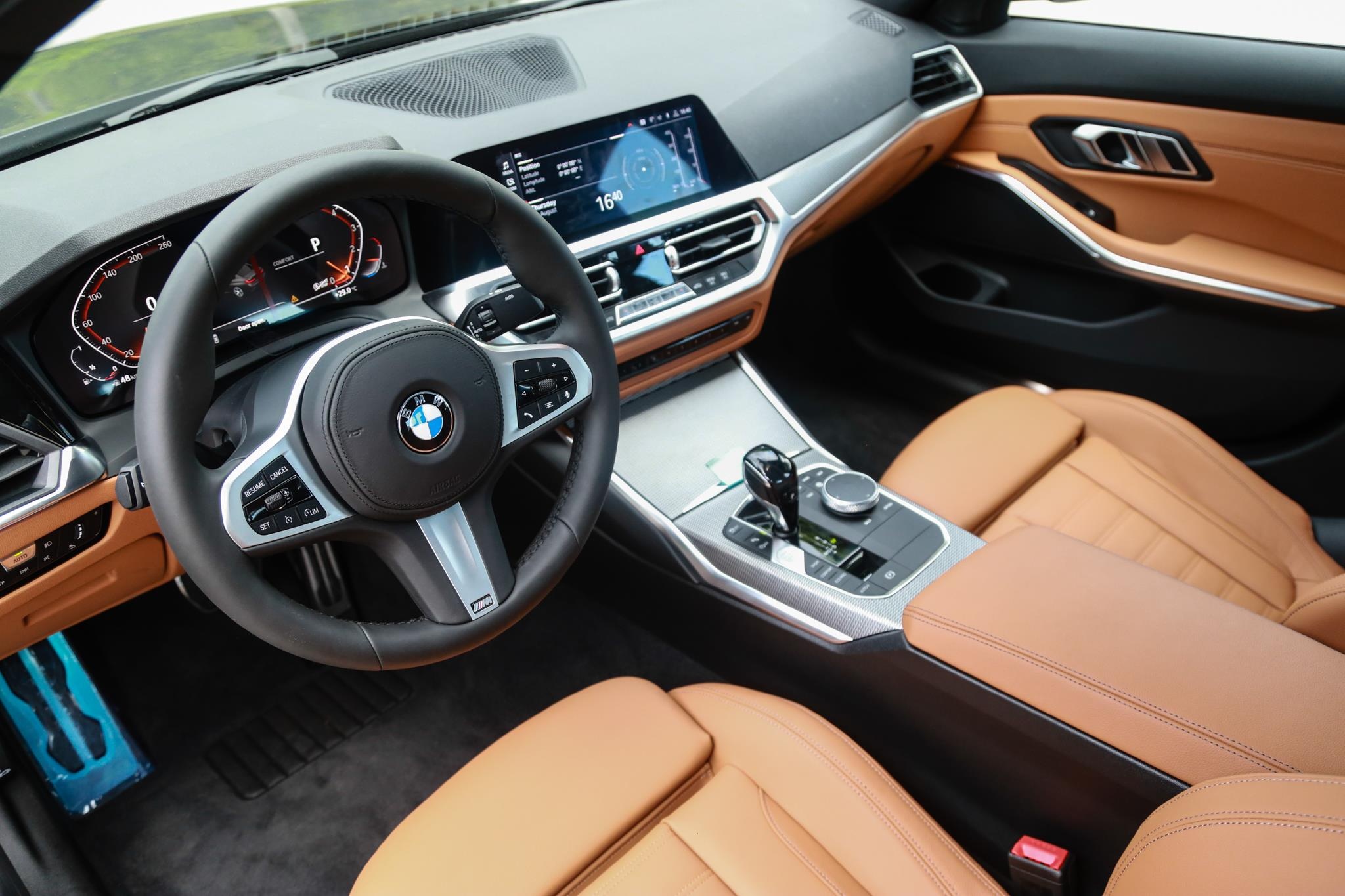 Chi tiet BMW 330i M Sport gia 2, 38 ty tai VN anh 7