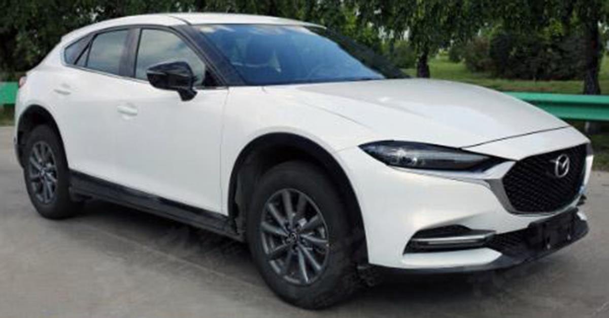 Mazda CX-4 facelift lo dien, ngoai hinh kha giong Mazda CX-30 hinh anh