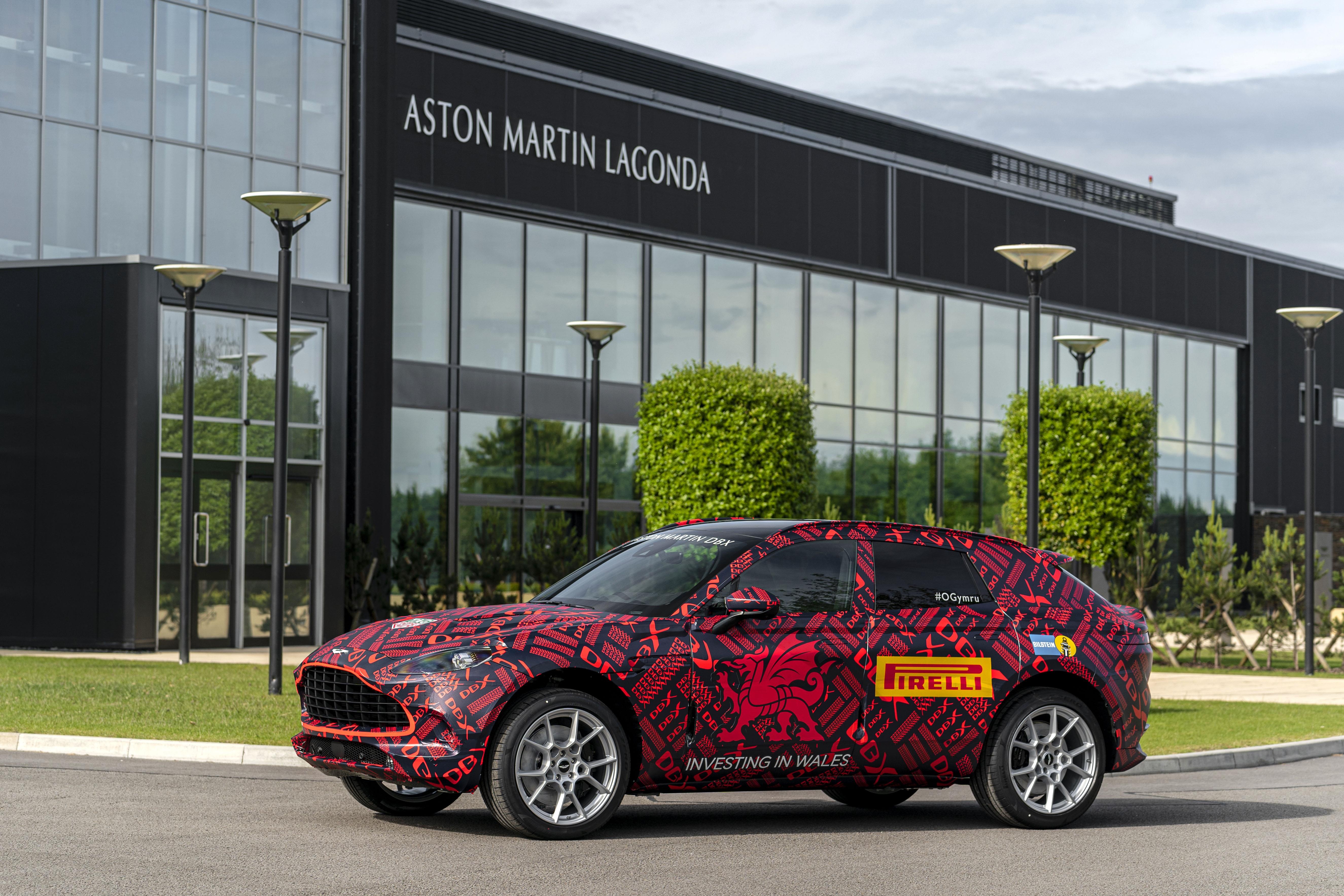 Aston Martin chen chan san xuat SUV, ra mat vao thang 12 hinh anh