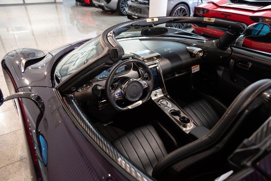 Siêu xe Koenigsegg Regera phủ sợi carbon tím ảnh 5 Sieu xe Koenigsegg Regera phu soi carbon tim anh 5