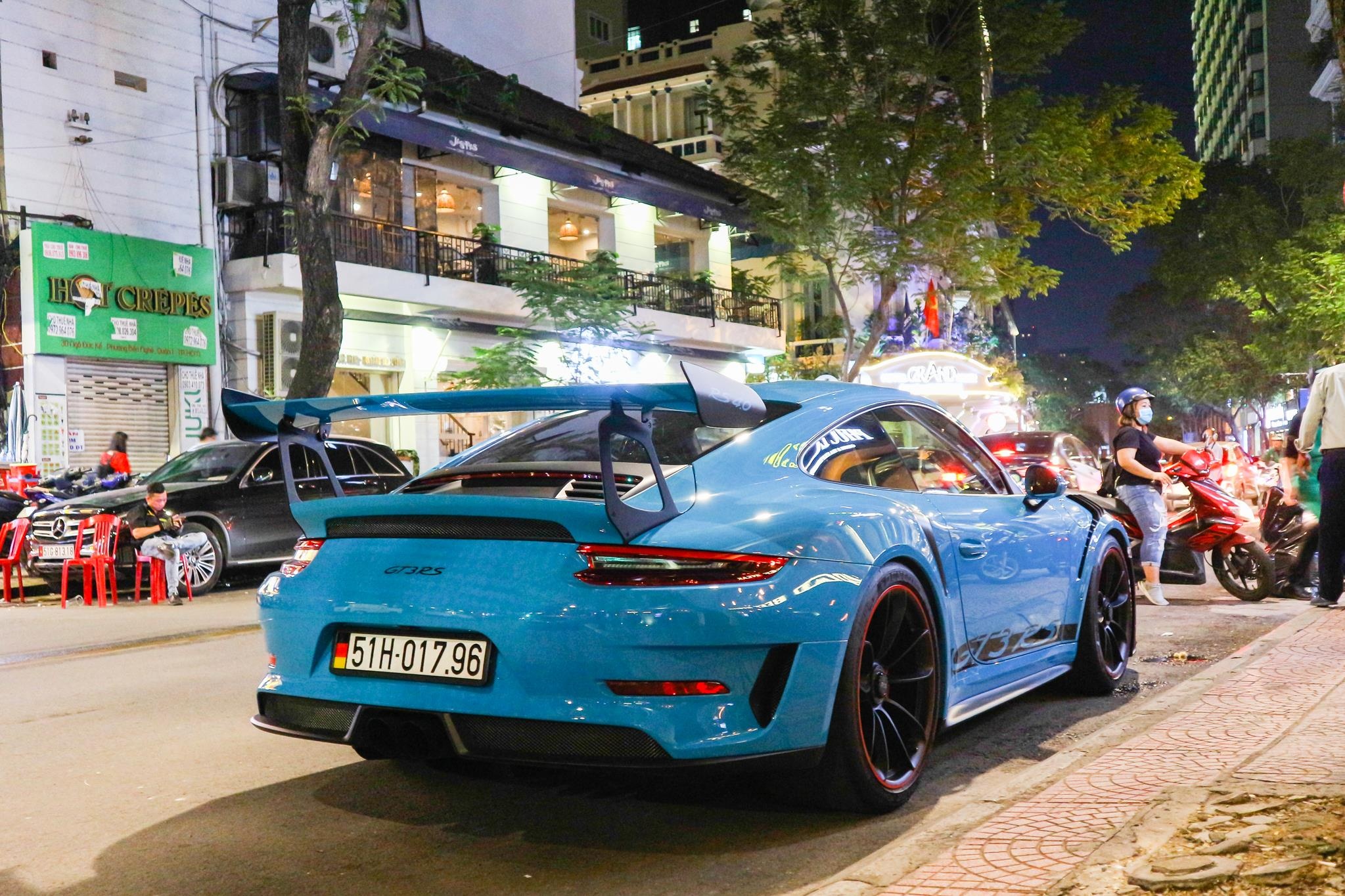 Bo doi Porsche 911 GT3 RS mau doc xuong pho anh 8