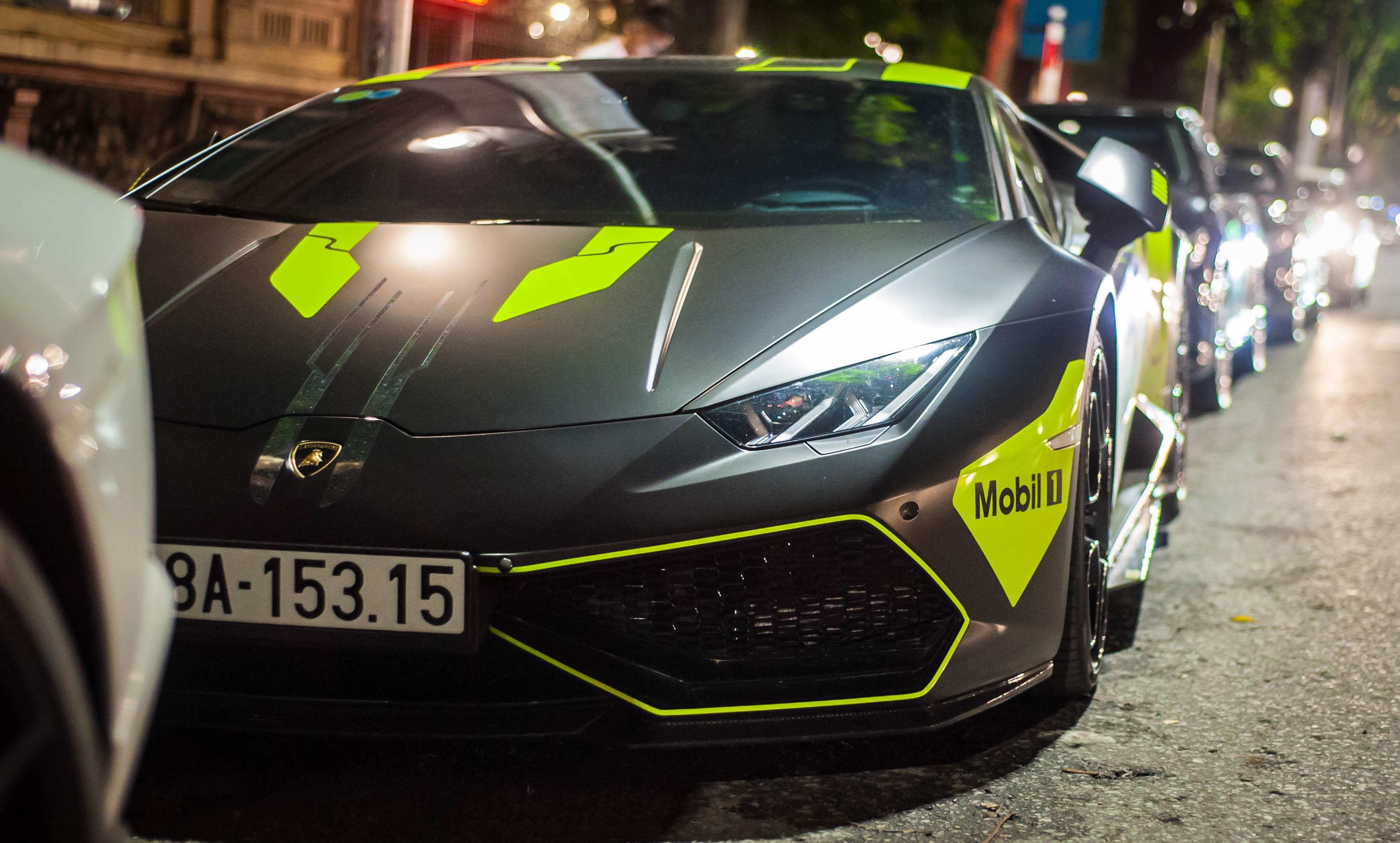Lamborghini Huracan cua dai gia Nam Dinh thay ao moi anh 3